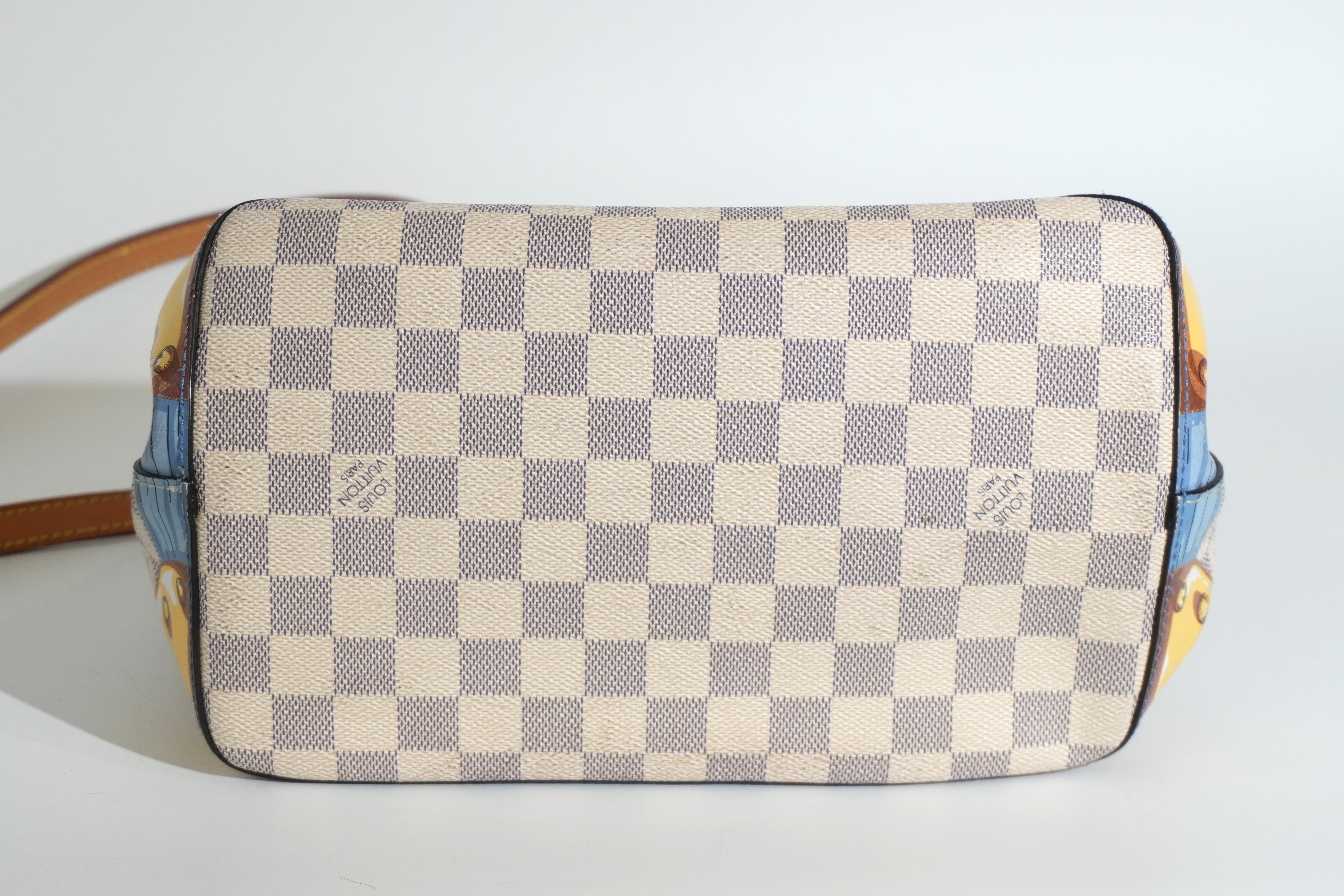 Pre-owned Louis Vuitton Damier Azur Summer Trunk Collection Neo Noe Shoulder Bag