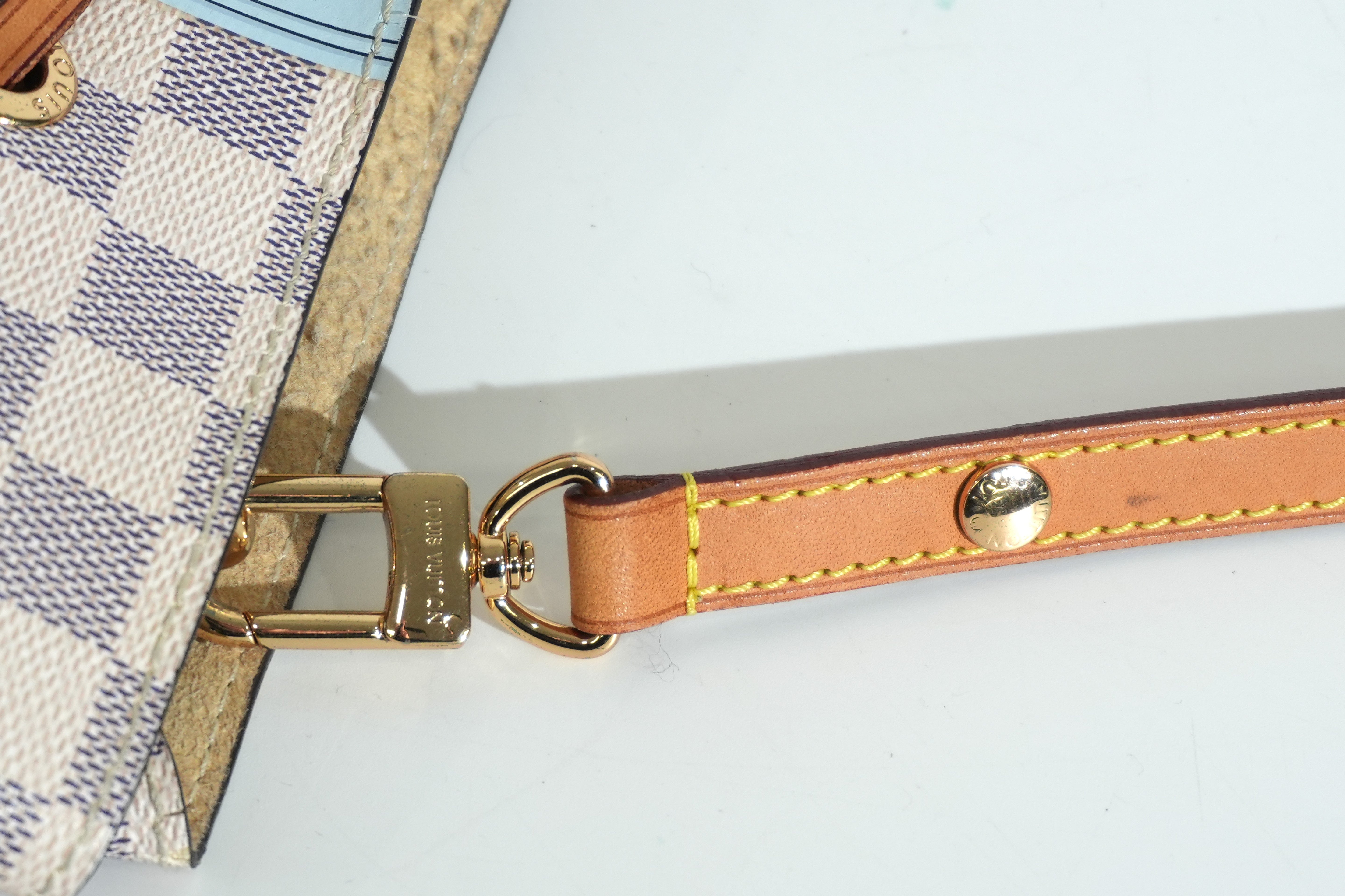 Pre-owned Louis Vuitton Damier Azur Summer Trunk Collection Neo Noe Shoulder Bag