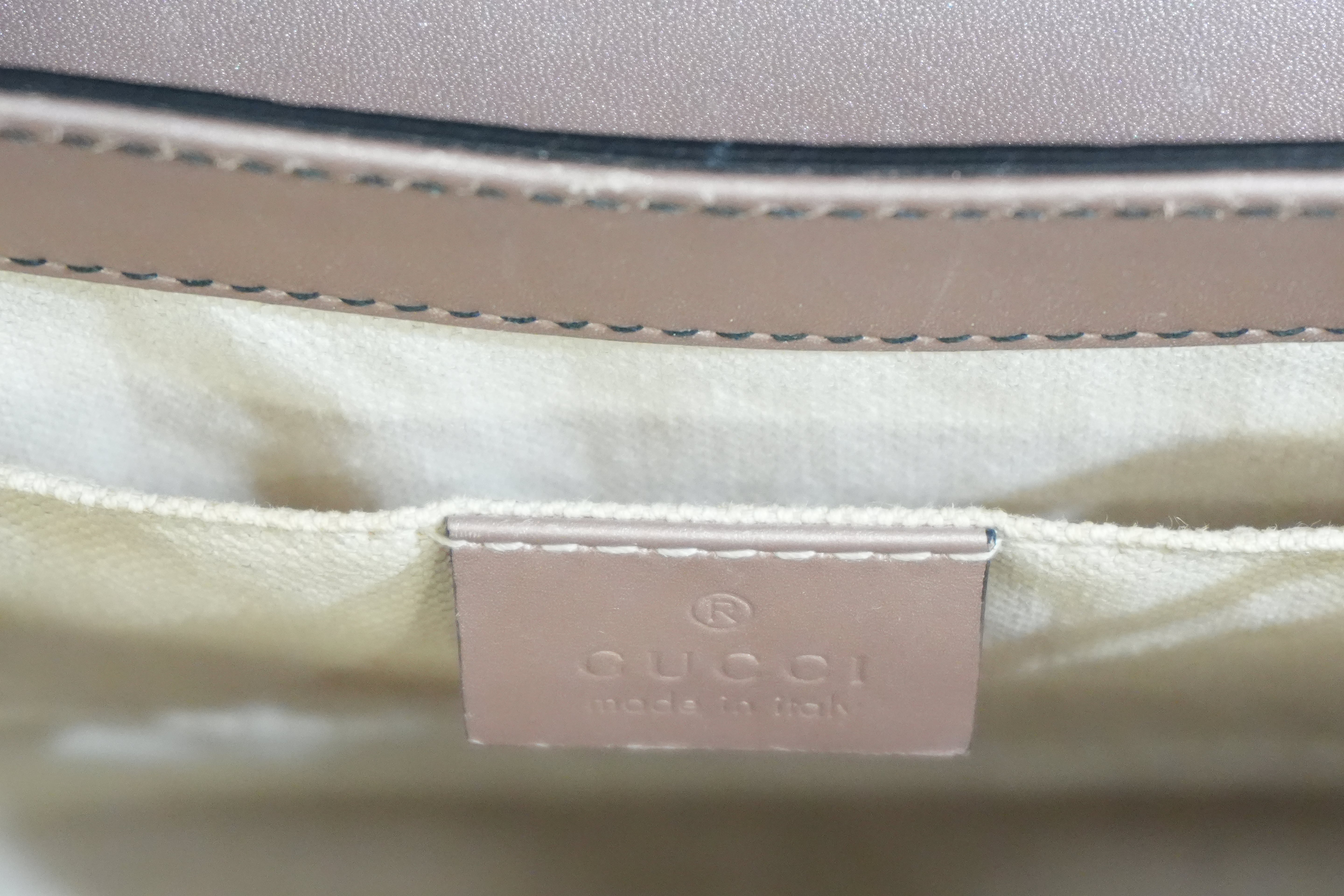 Pre-owned Gucci Emily Chain Shoulder Bag Metallic Pink