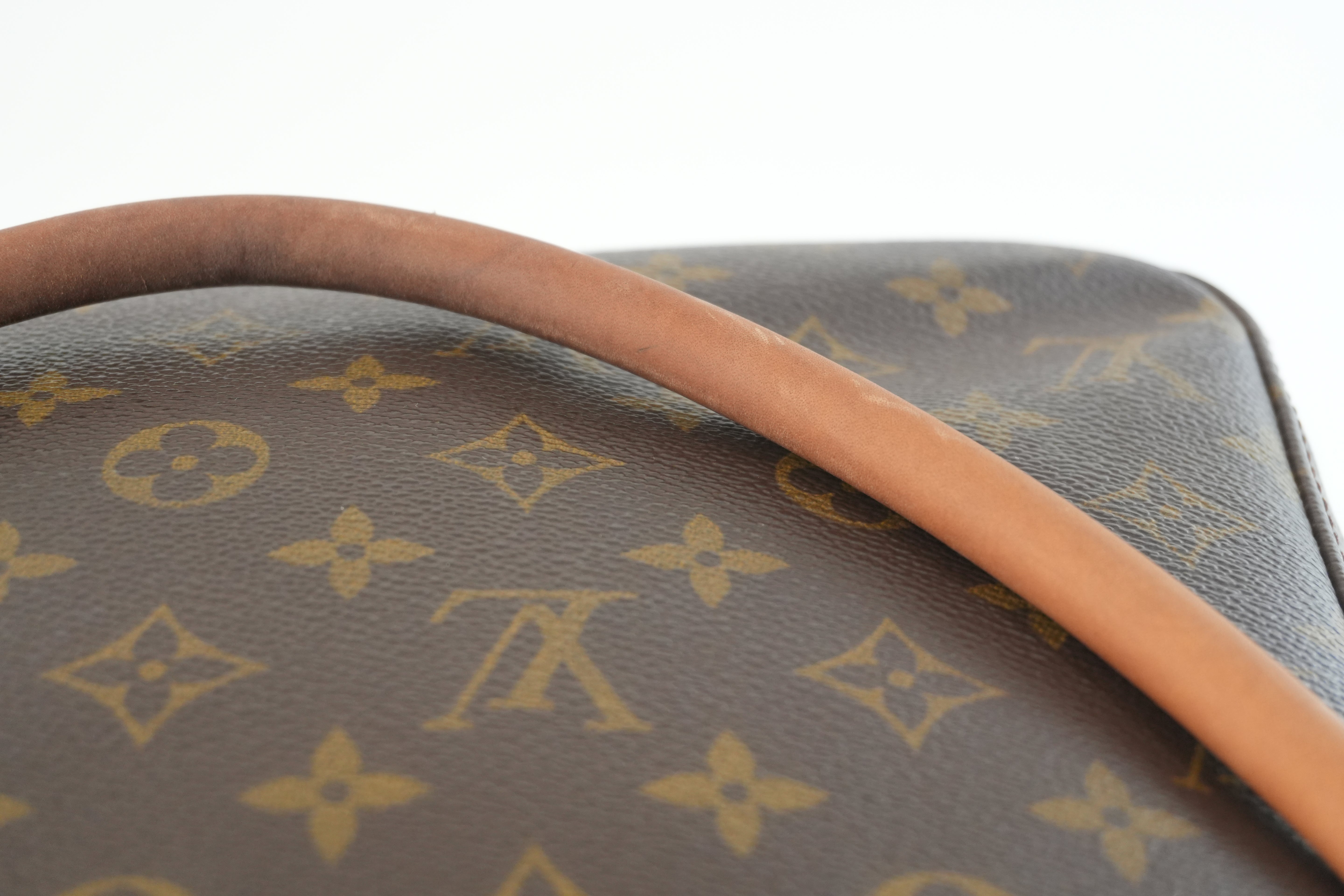 Louis Vuitton Monogram Looping GM Shoulder Bag Used
