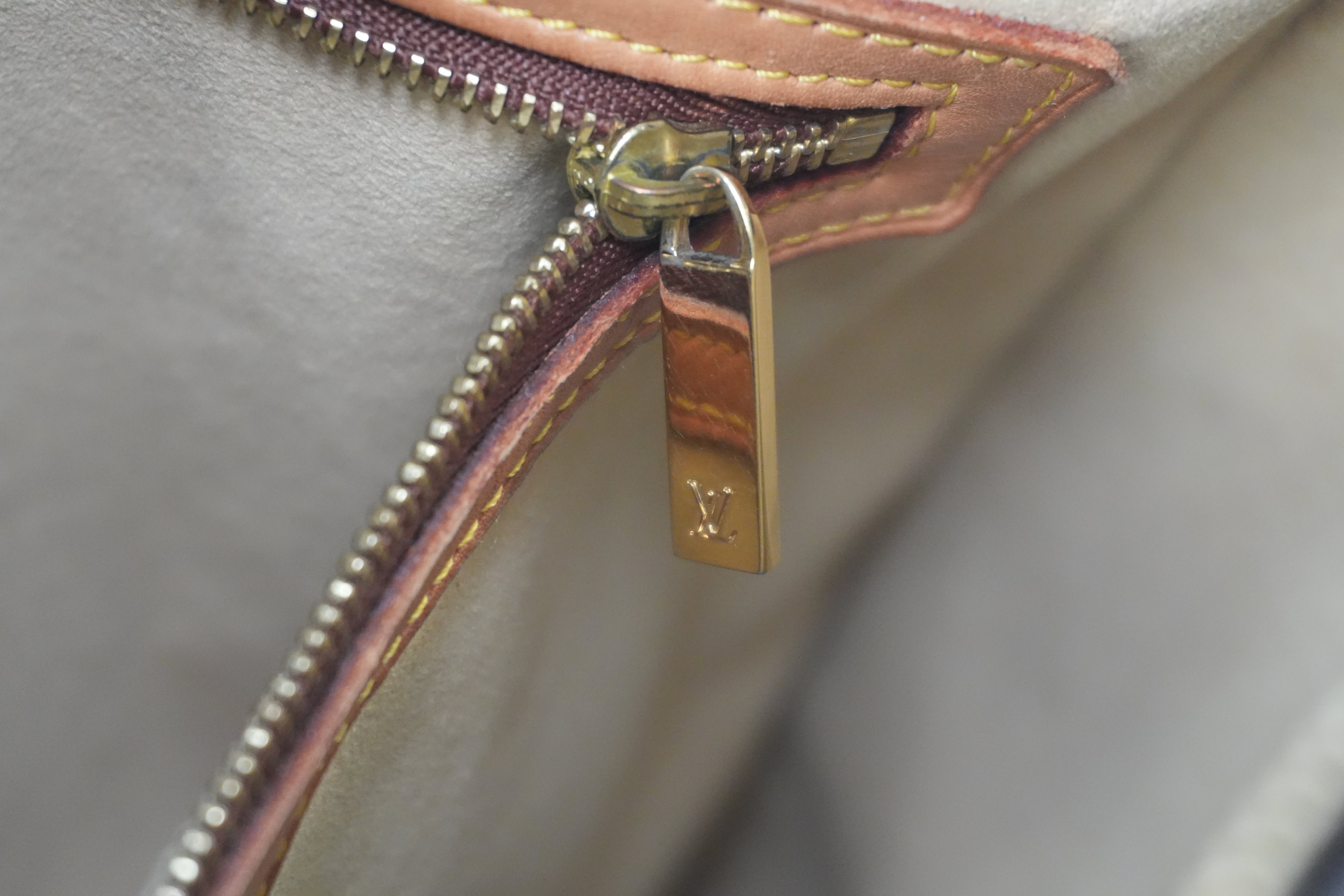 Louis Vuitton Monogram Looping GM Shoulder Bag Used