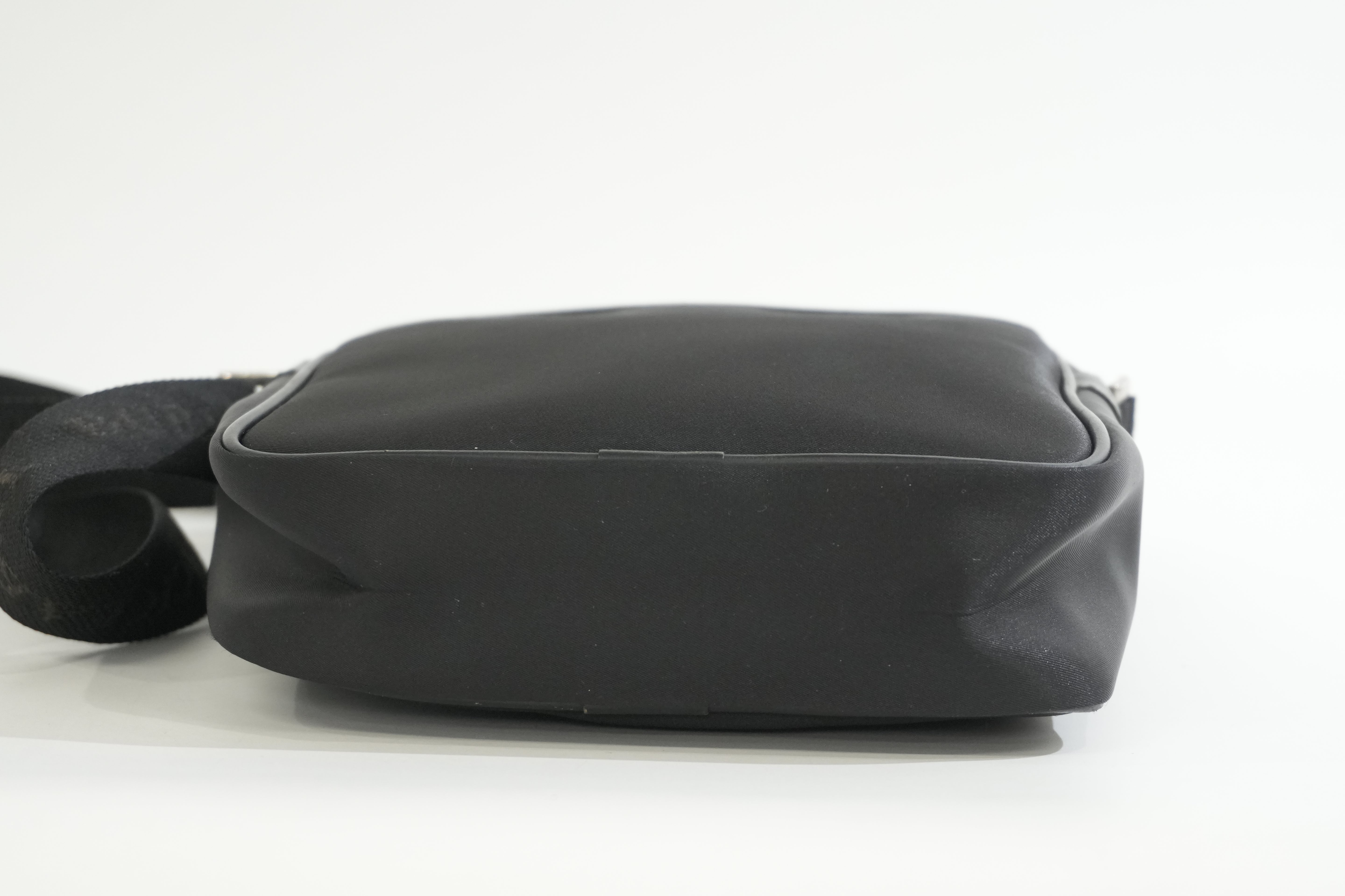 Pre-owned Burberry Crossbody Bag Black