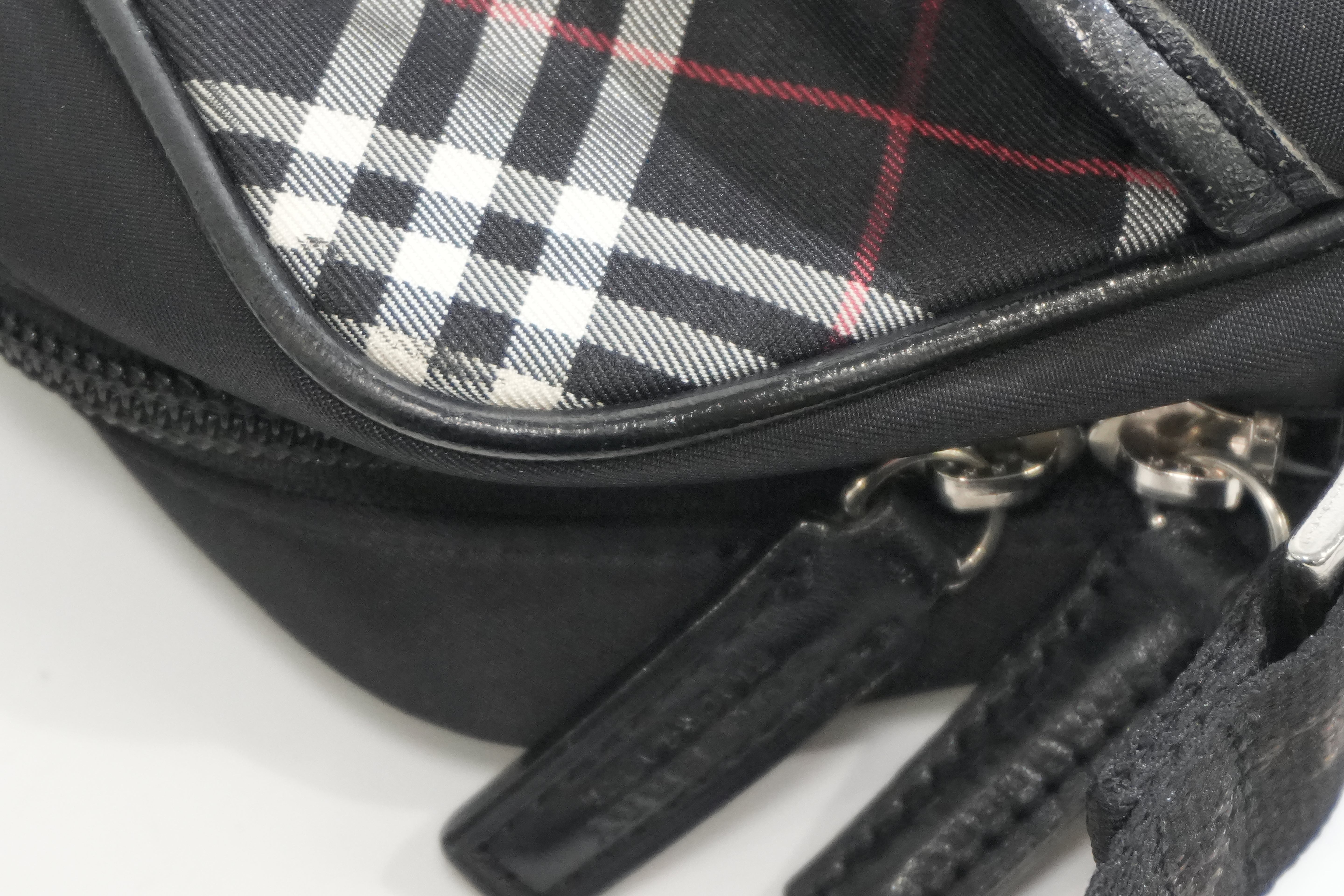 Pre-owned Burberry Crossbody Bag Black