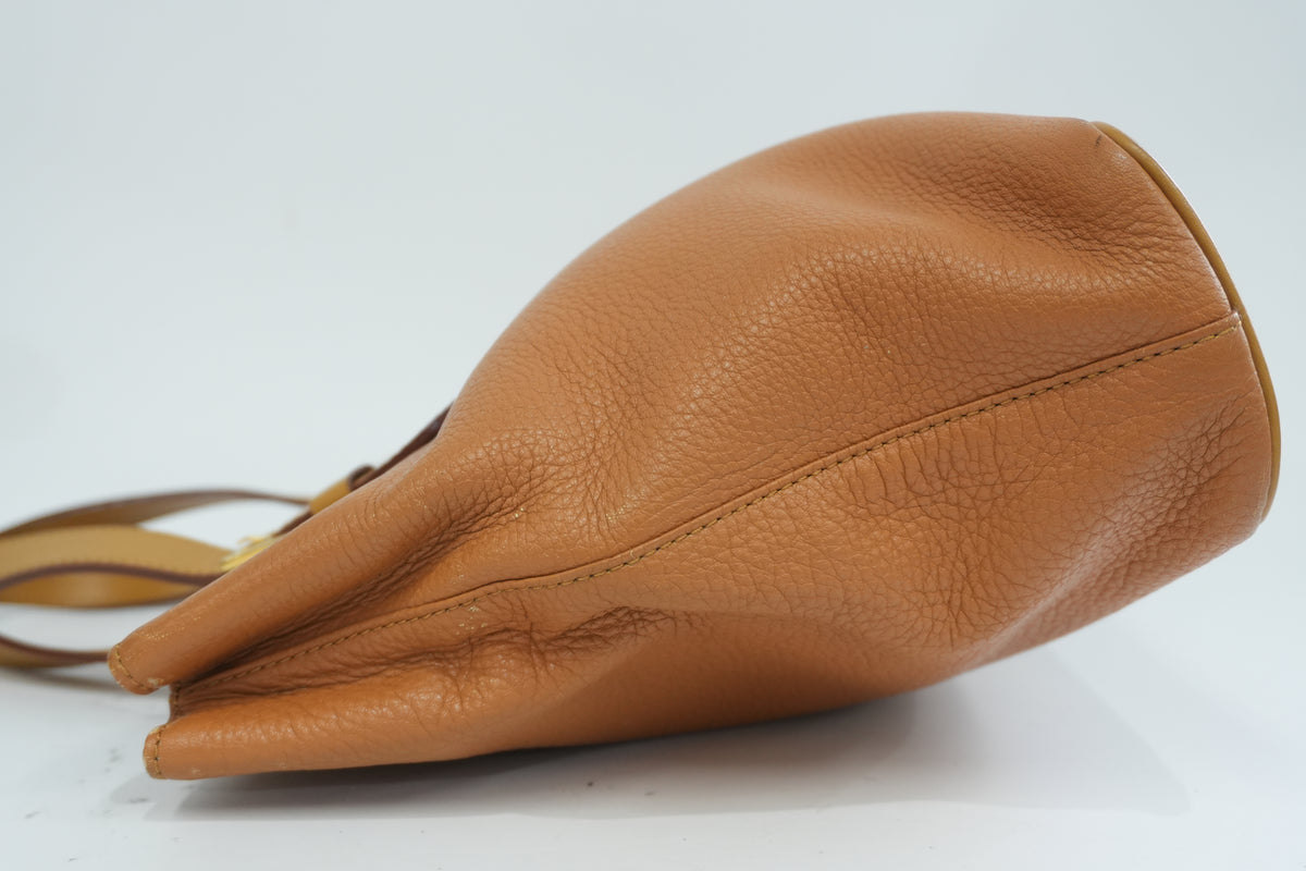 Pre-Owned Burberry Handbag Brown