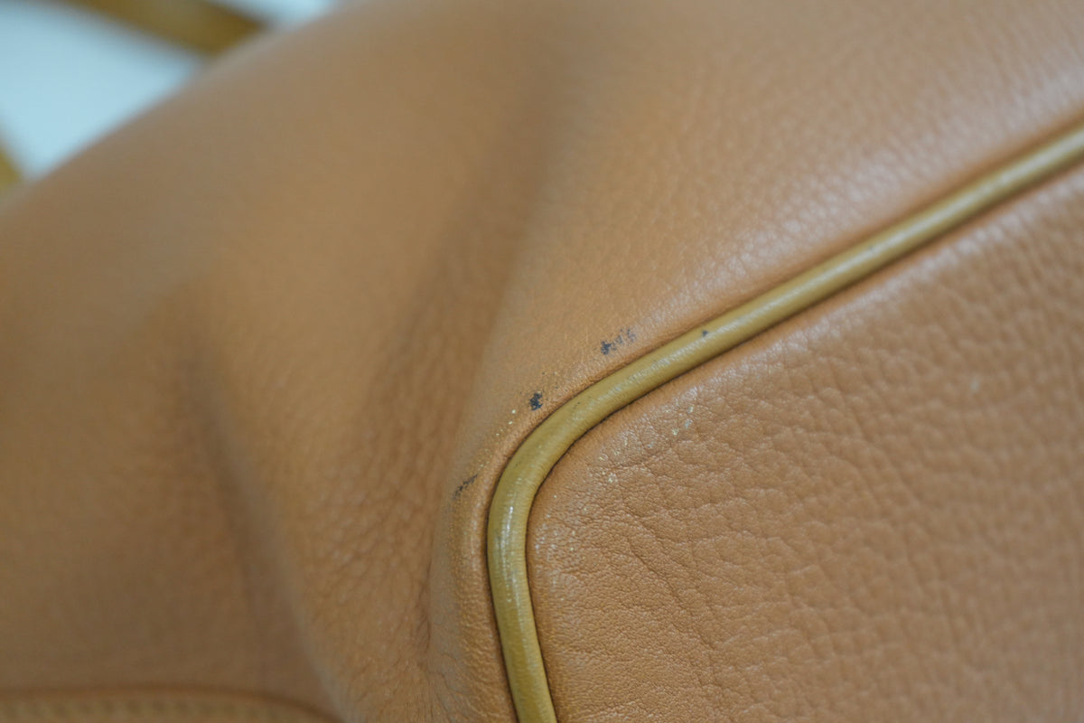 Pre-Owned Burberry Handbag Brown