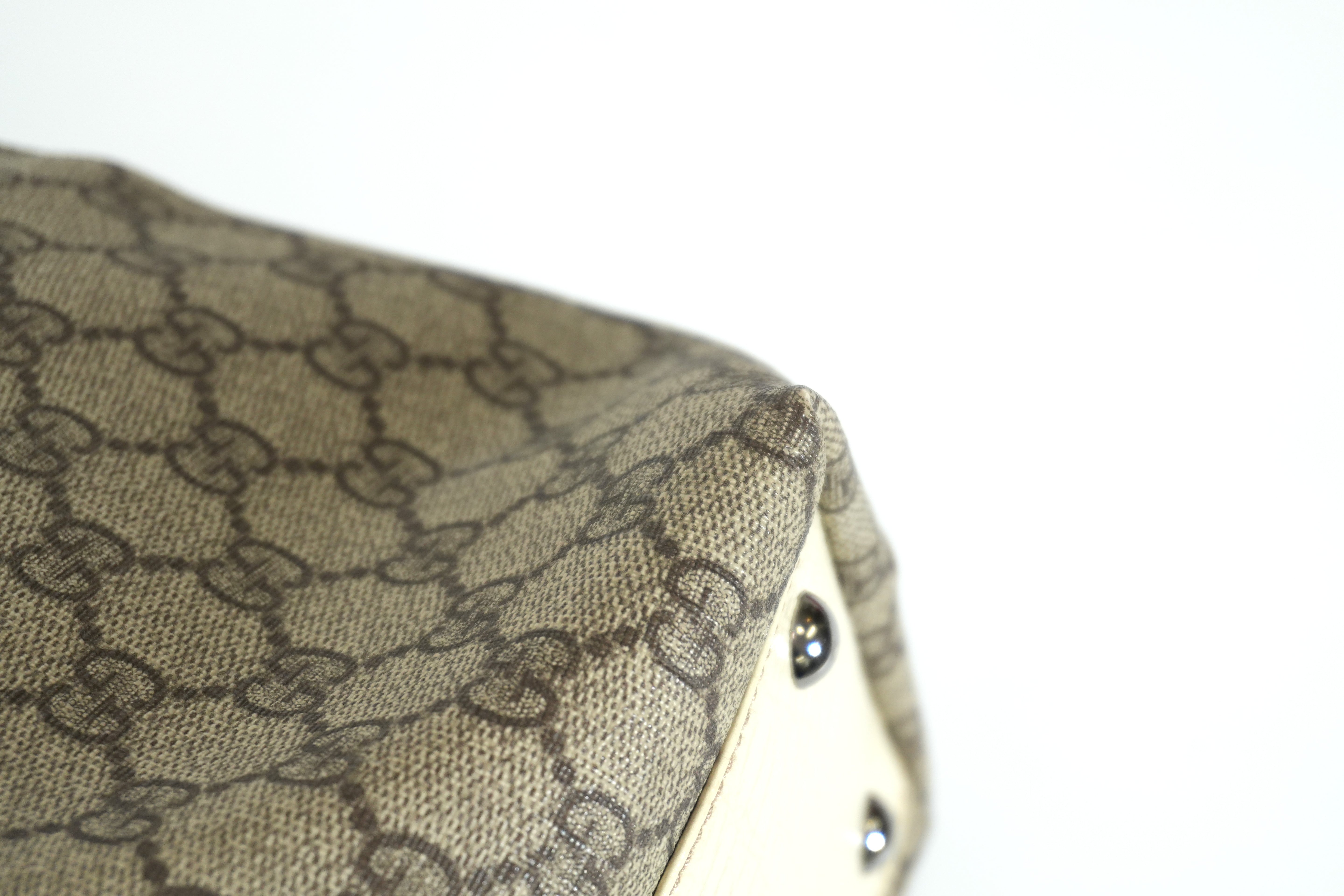 Pre-owned Gucci Handbag White