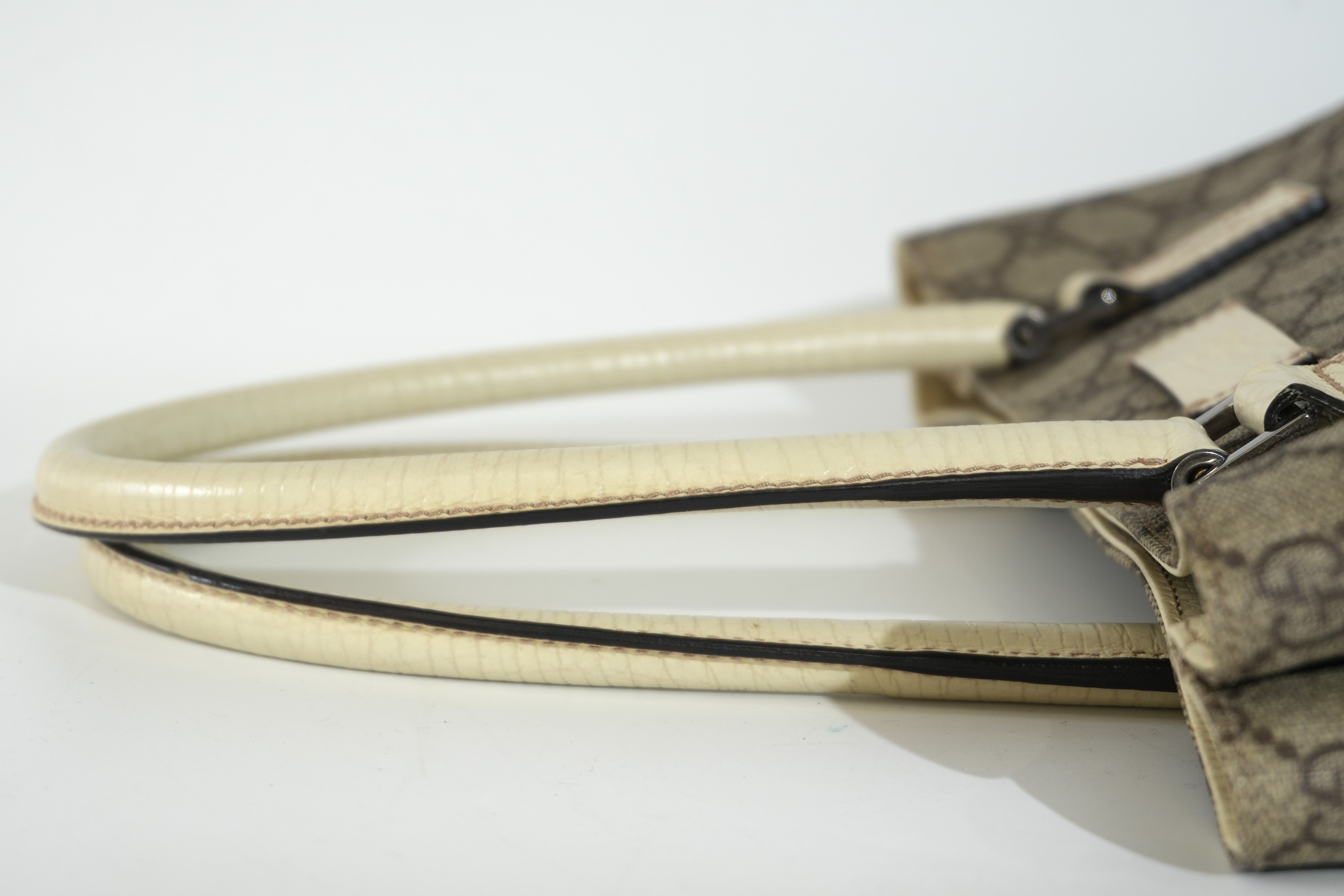 Pre-owned Gucci Handbag White