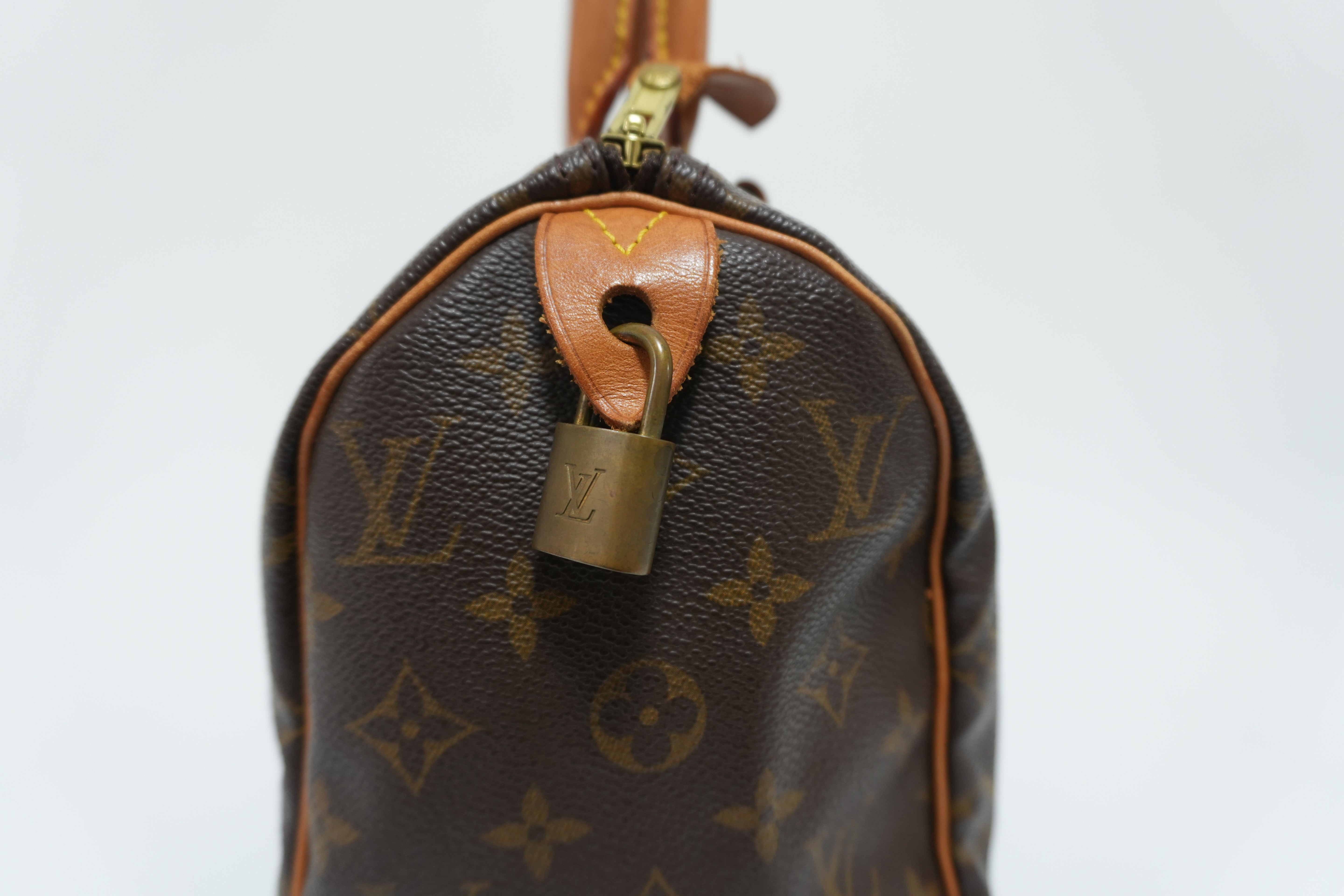 Pre-Owned Louis Vuitton Monogram Satellite 53 Travel Bag