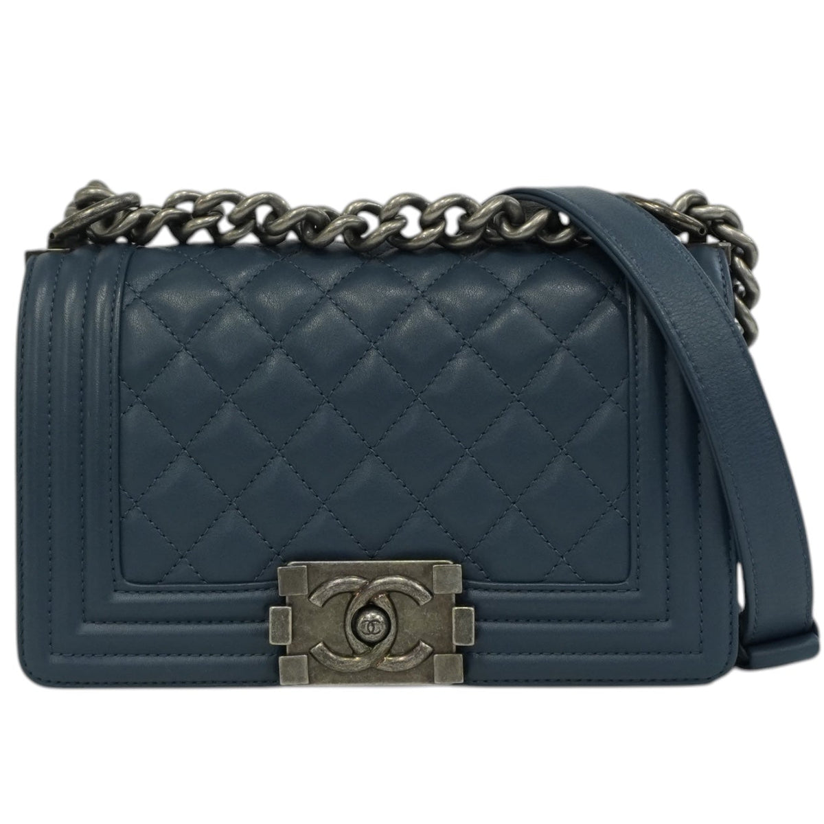 Pre-Owned Chanel Le Boy Flap Crossbody Bag Blue