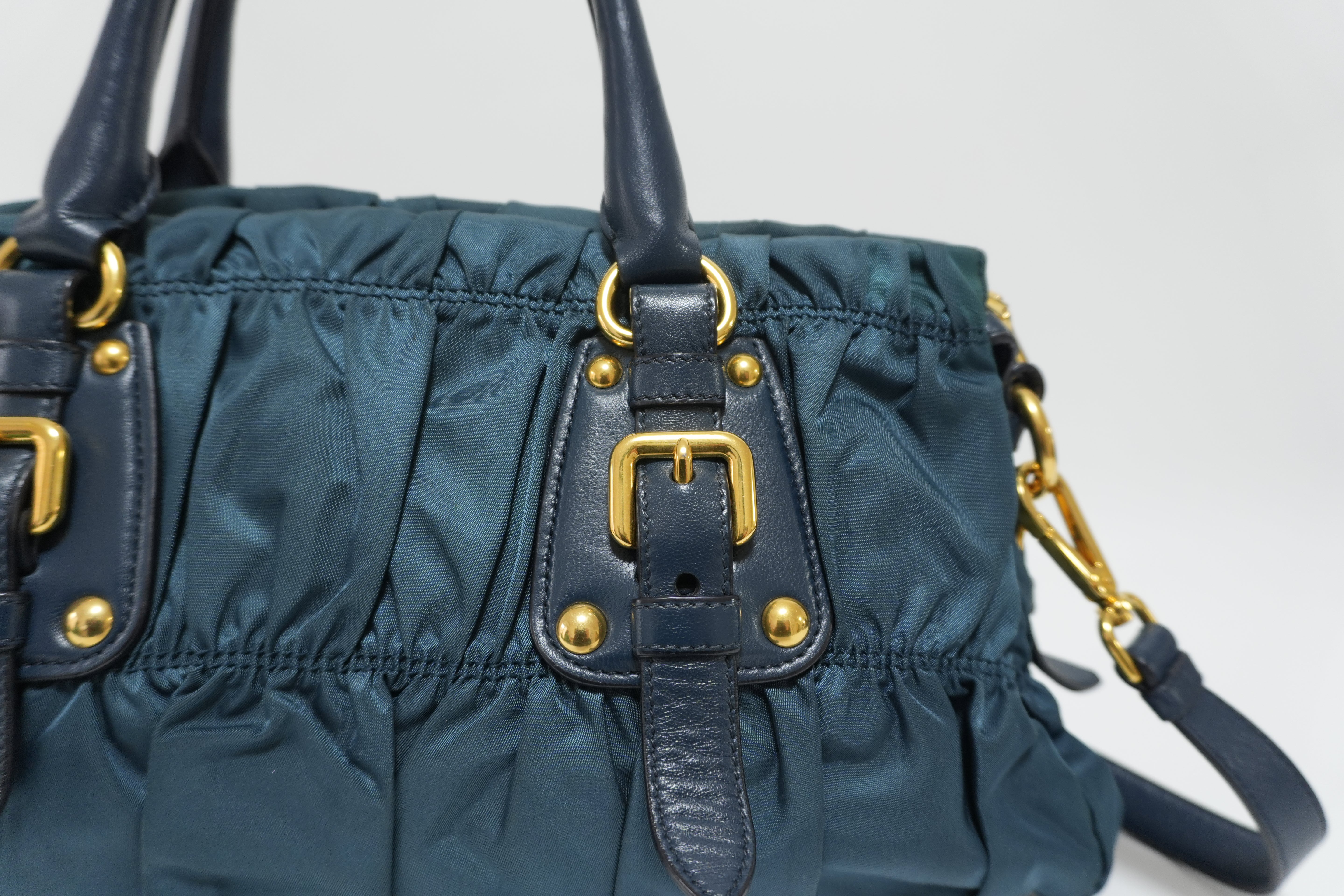 Borsa Prada Gaufre Two Way usata