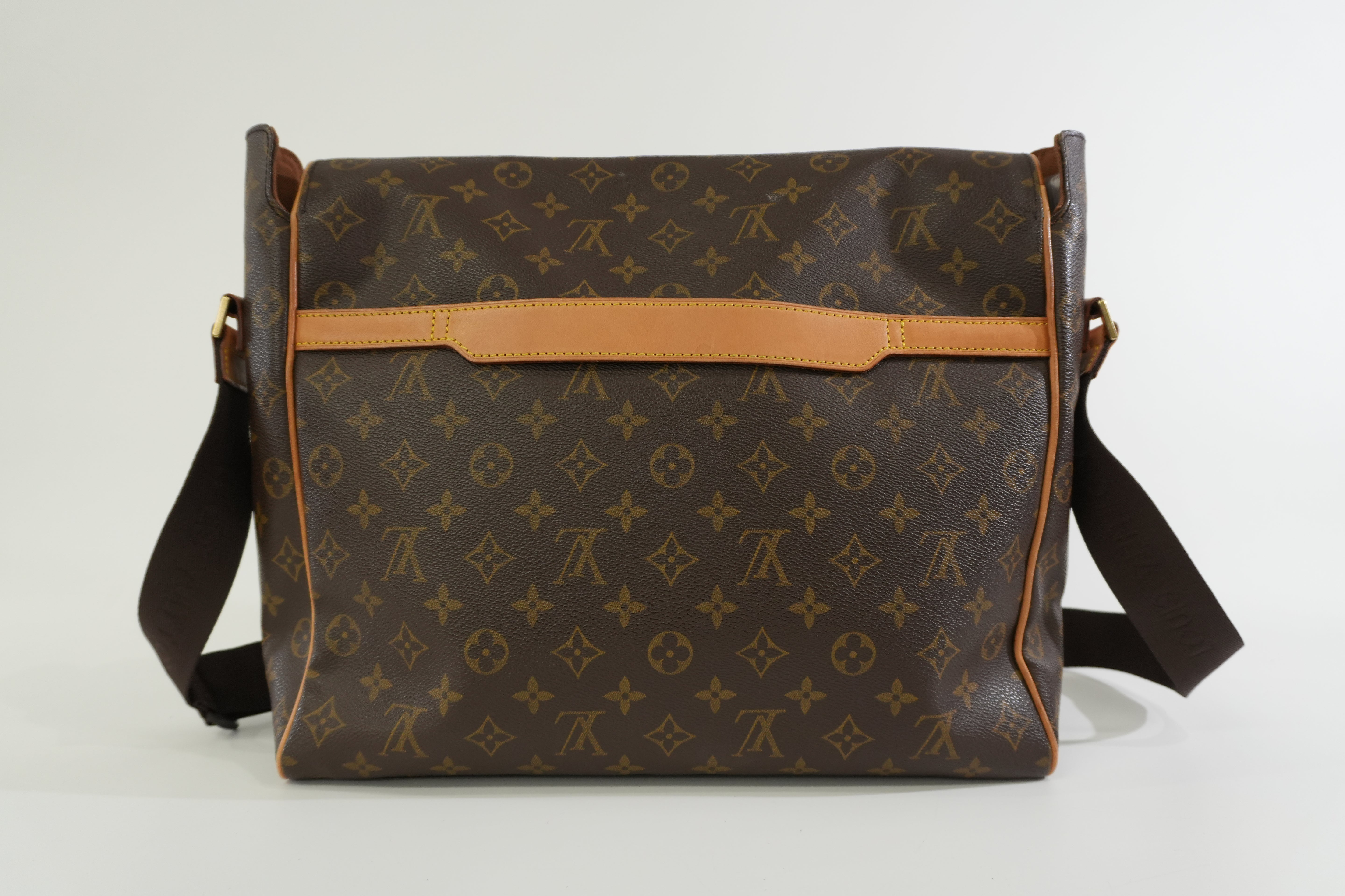 Pre-owned Louis Vuitton Monogram Abesses Messenger Bag