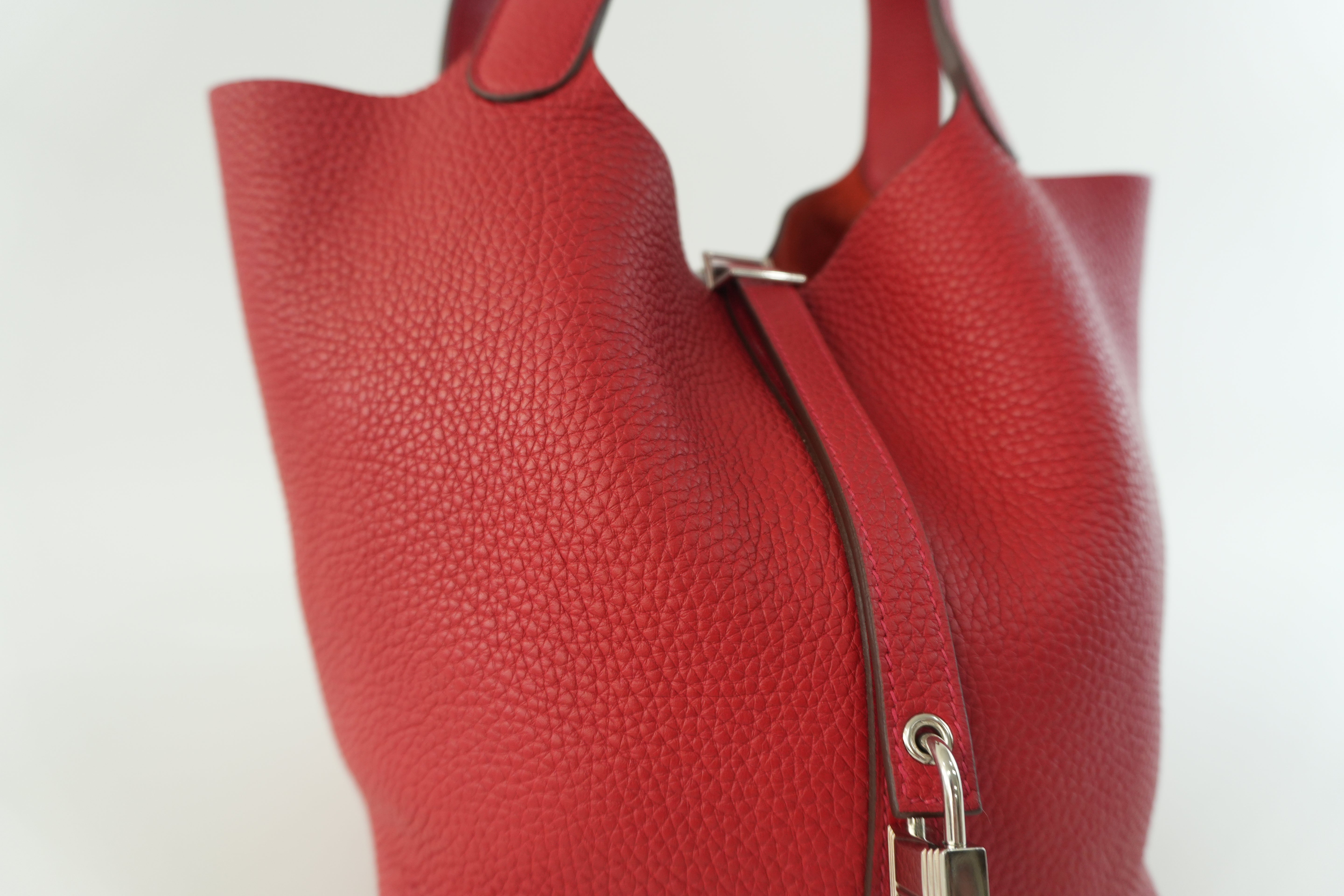 Pre-owned Hermes Picotin MM Handbag Red