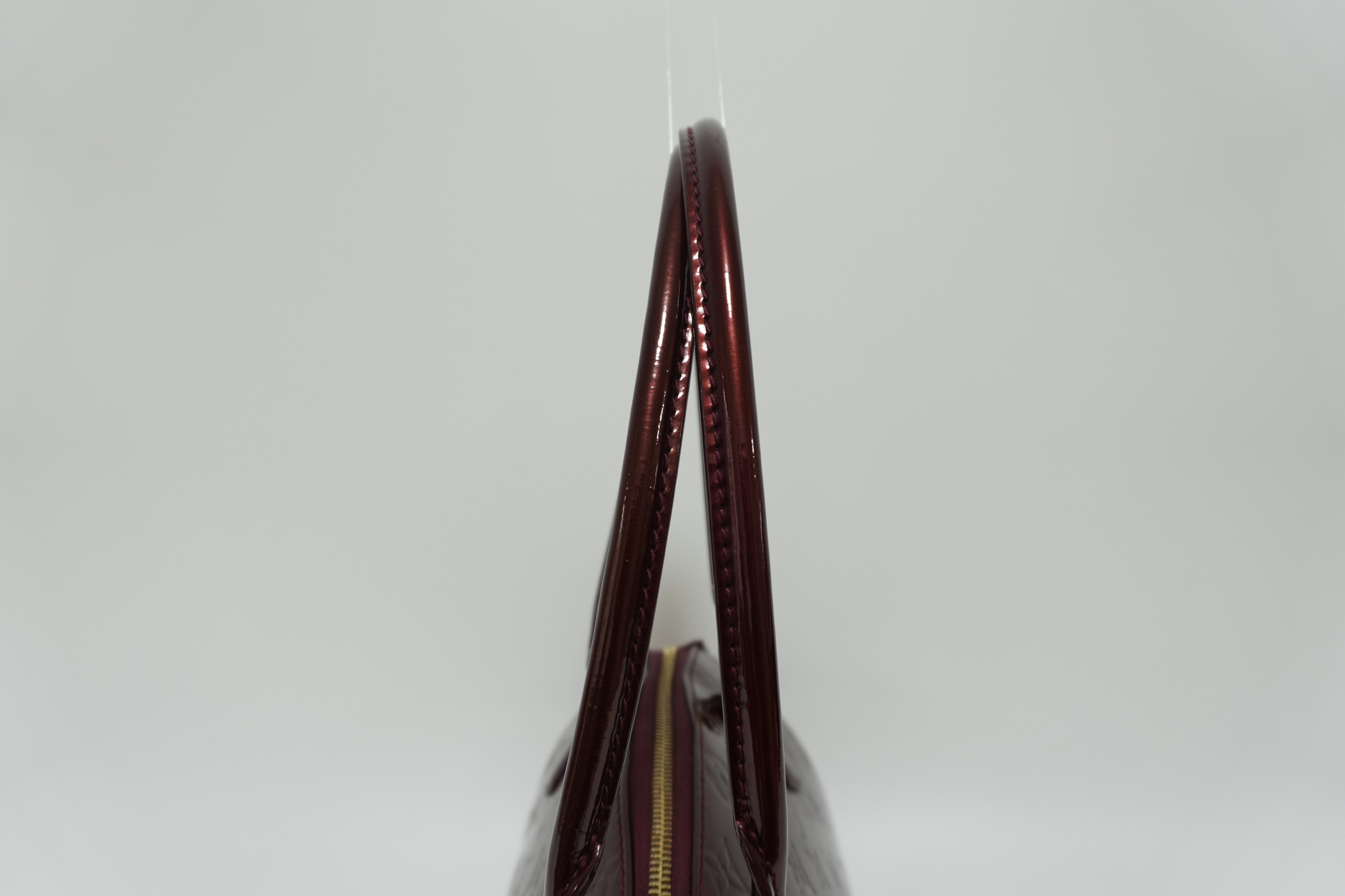 Louis Vuitton Sherwood AlmondHandbag