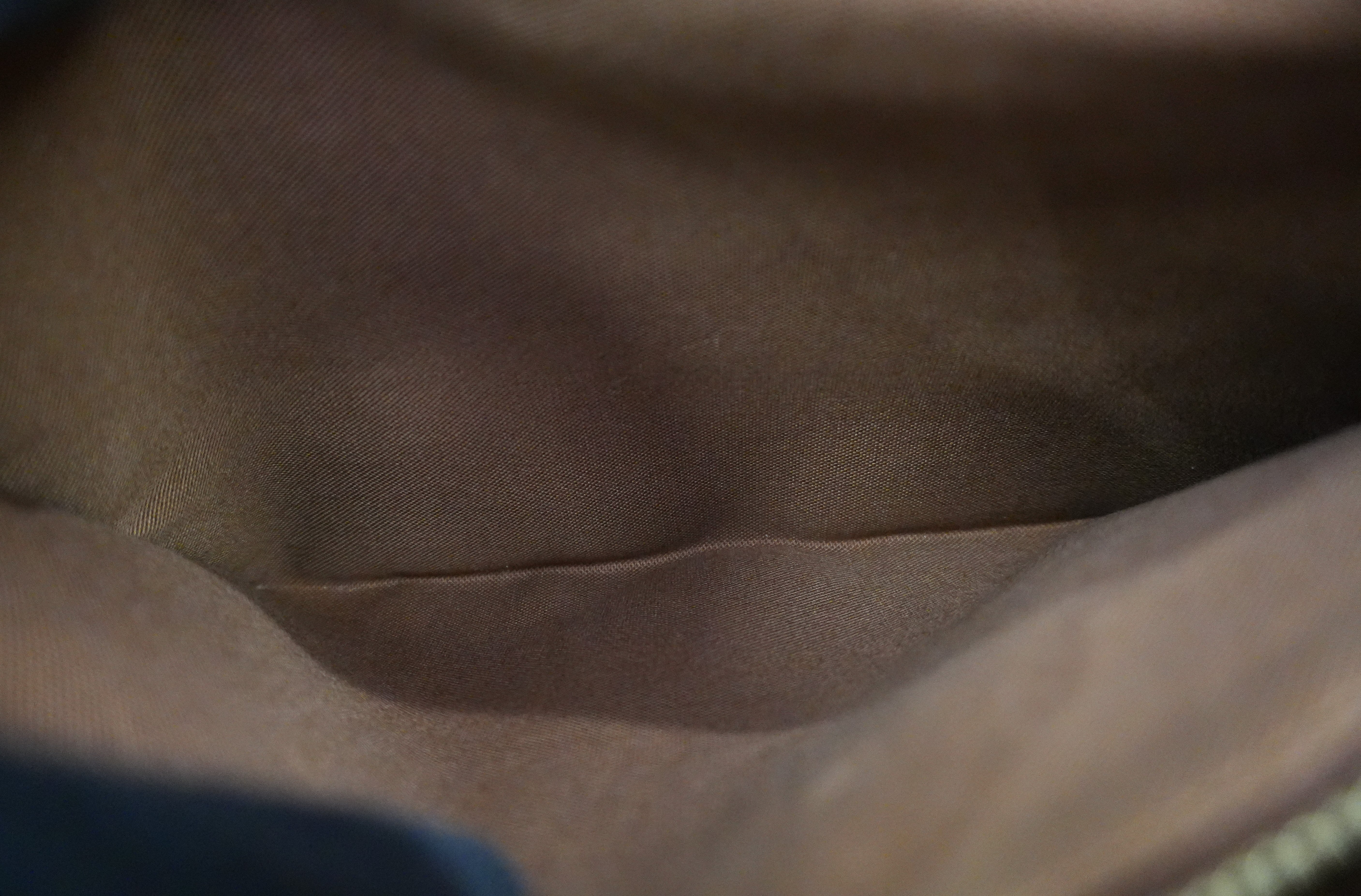 Pre-owned Louis Vuitton Monogram Abesses Messenger Bag