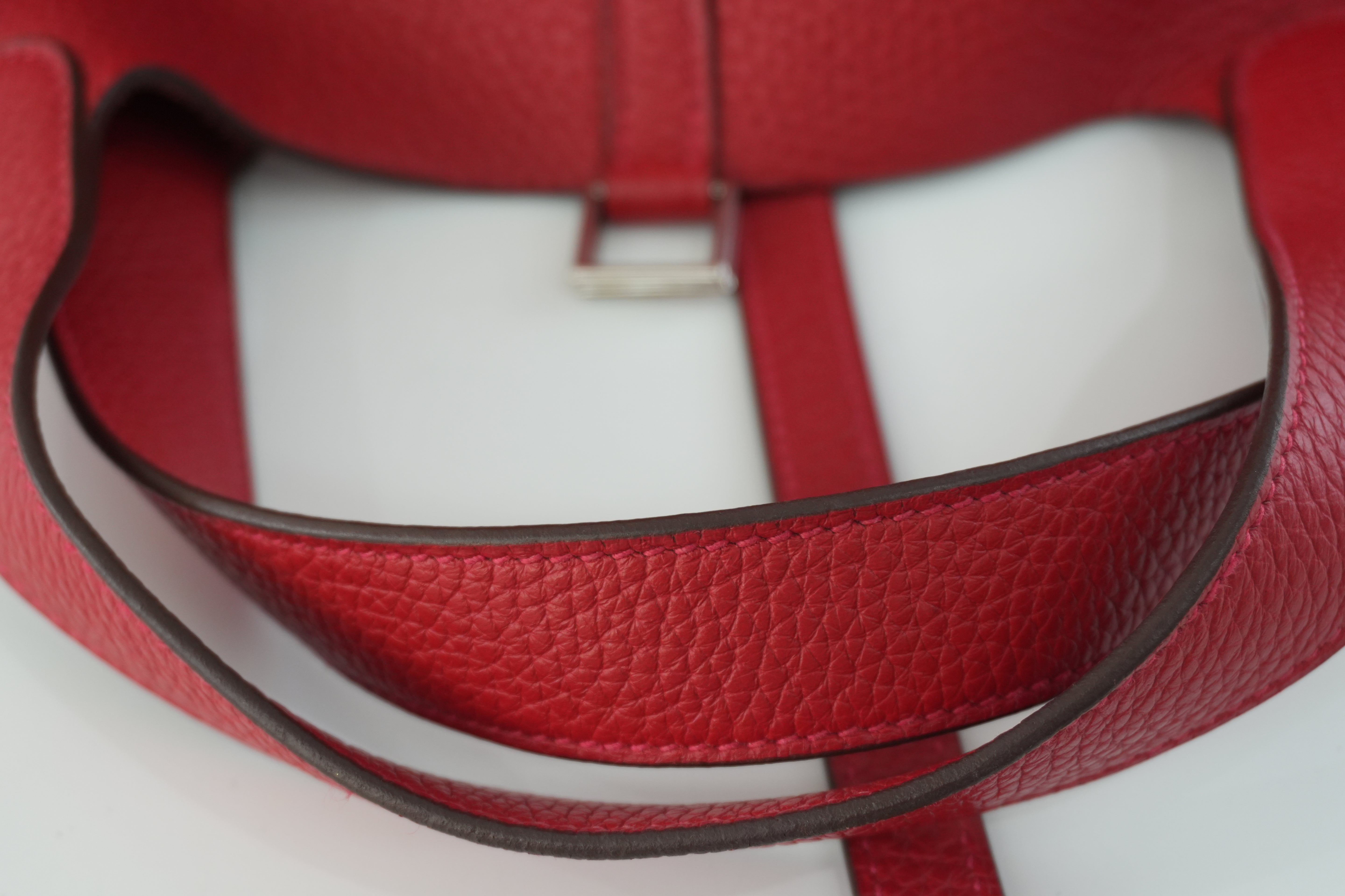 Pre-owned Hermes Picotin MM Handbag Red