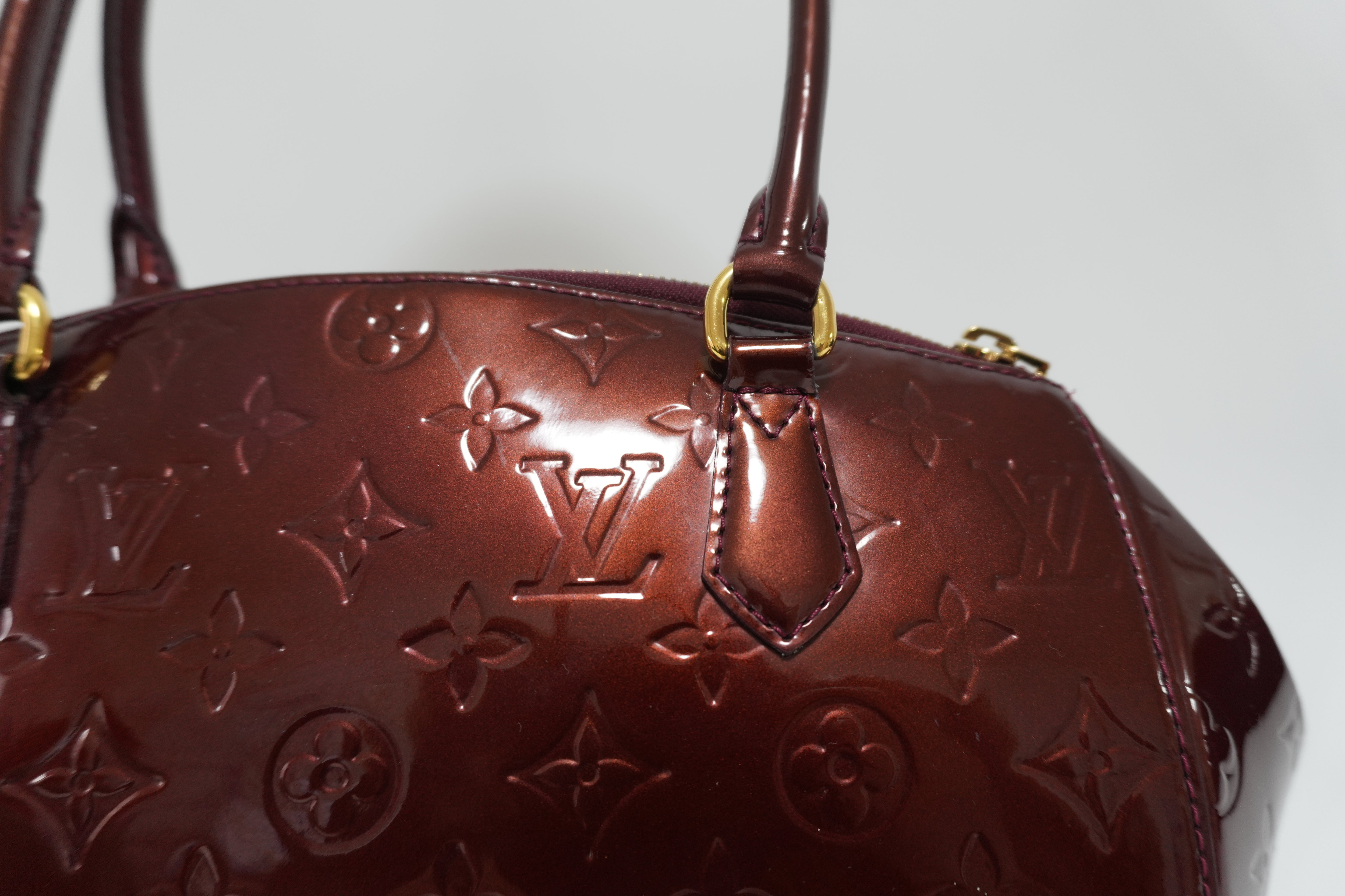 Louis Vuitton Sherwood AlmondHandbag