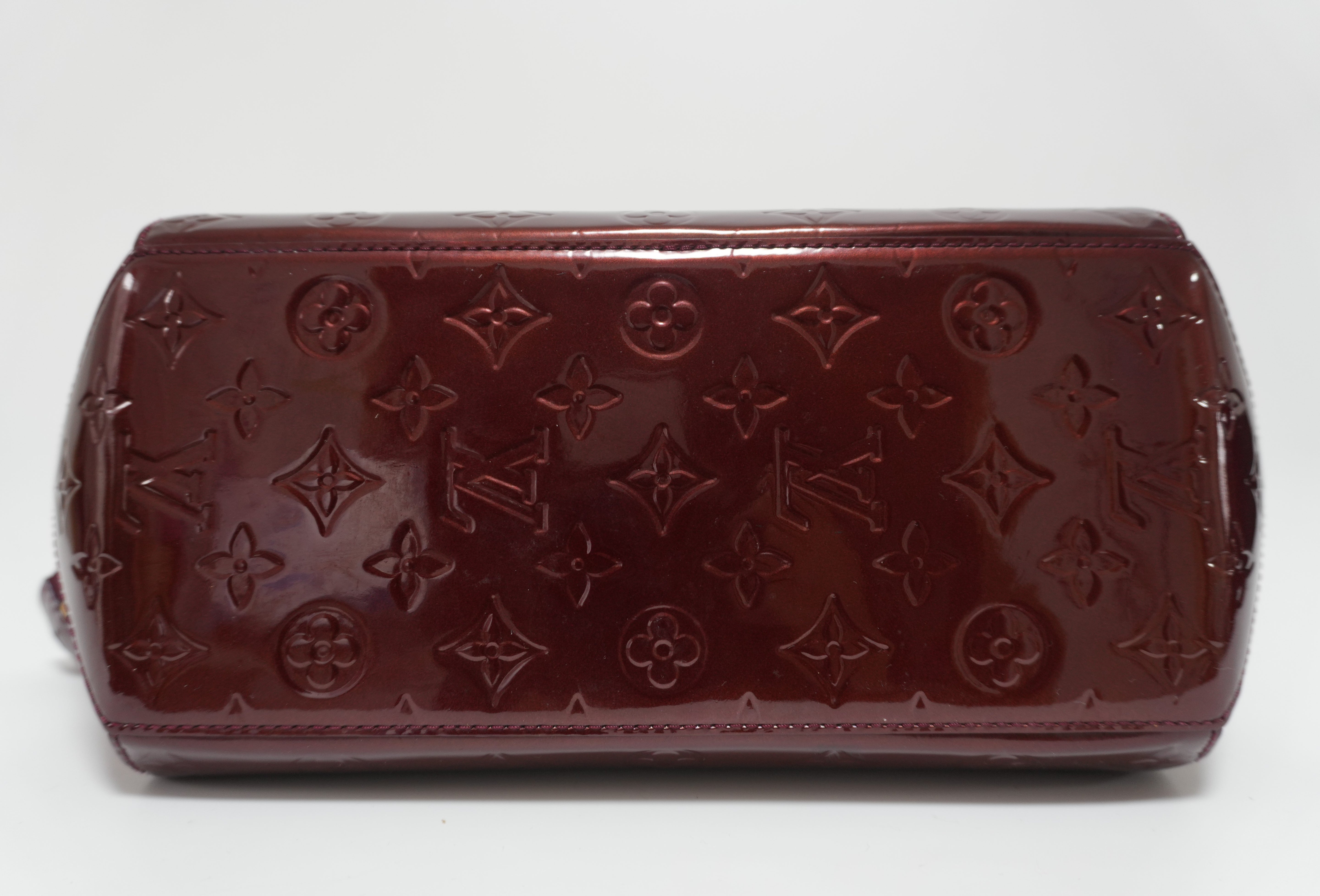 Louis Vuitton Sherwood AlmondHandbag