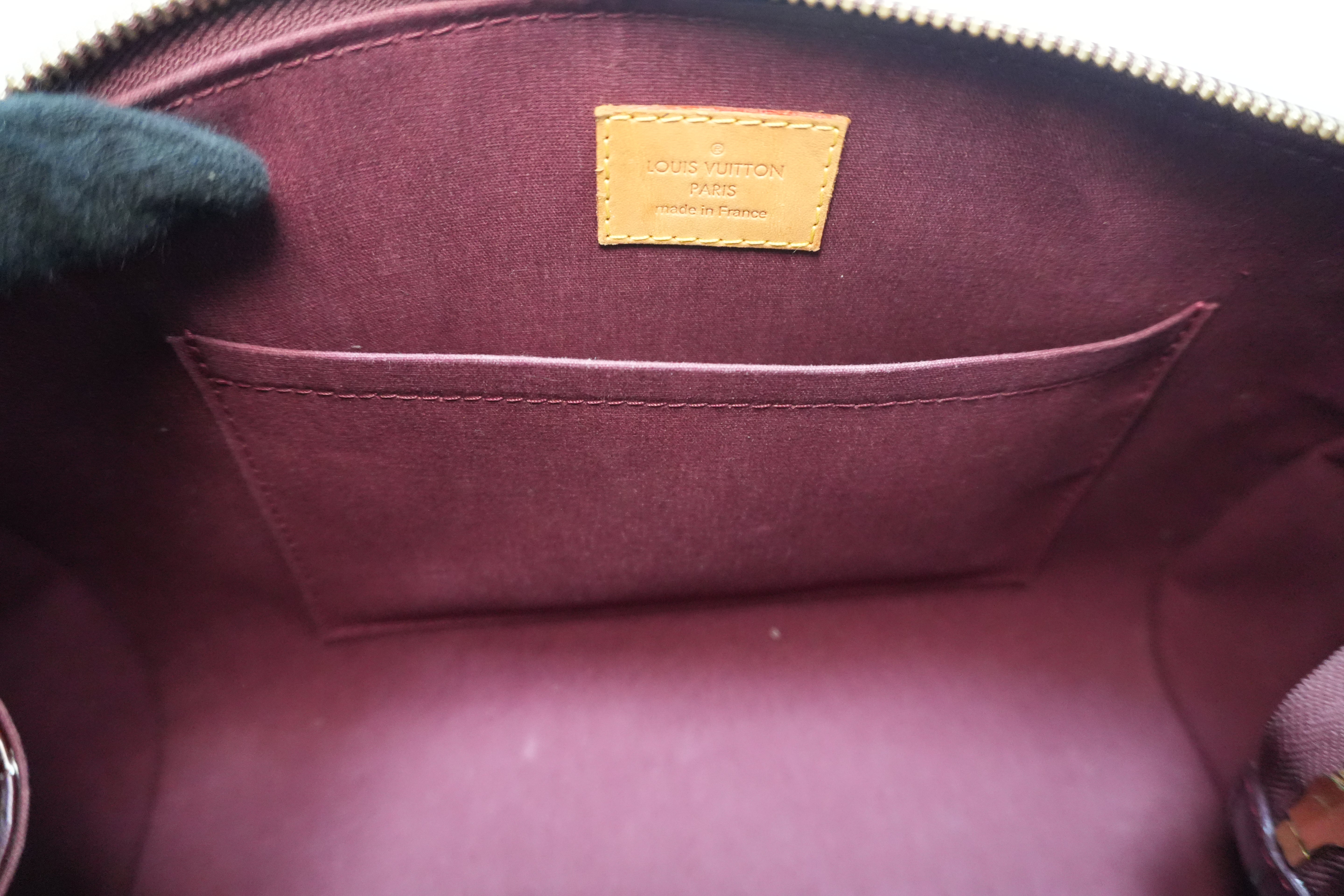 Louis Vuitton Sherwood AlmondHandbag