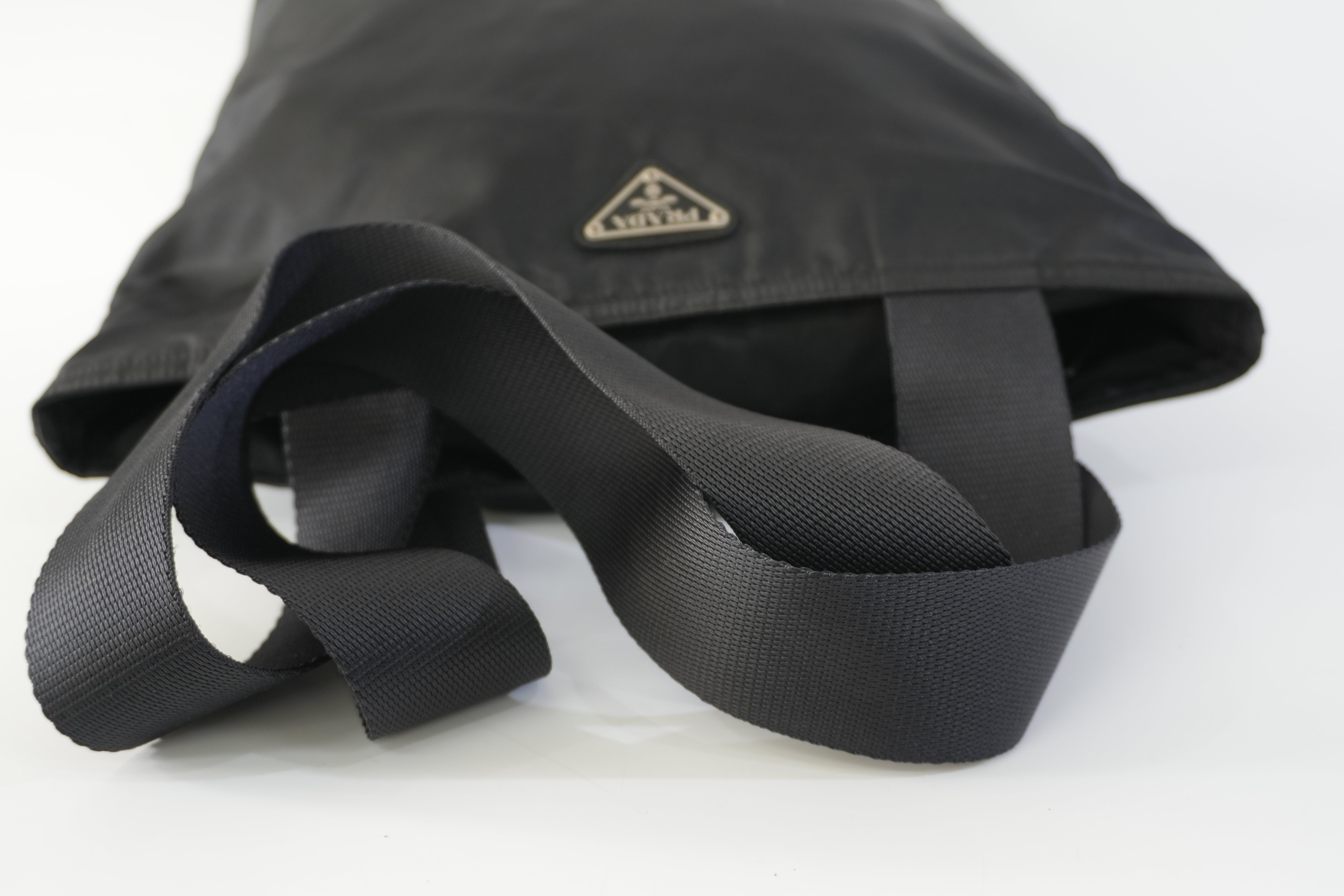 Pre-owned Prada Nylon Shoulder Bag Black