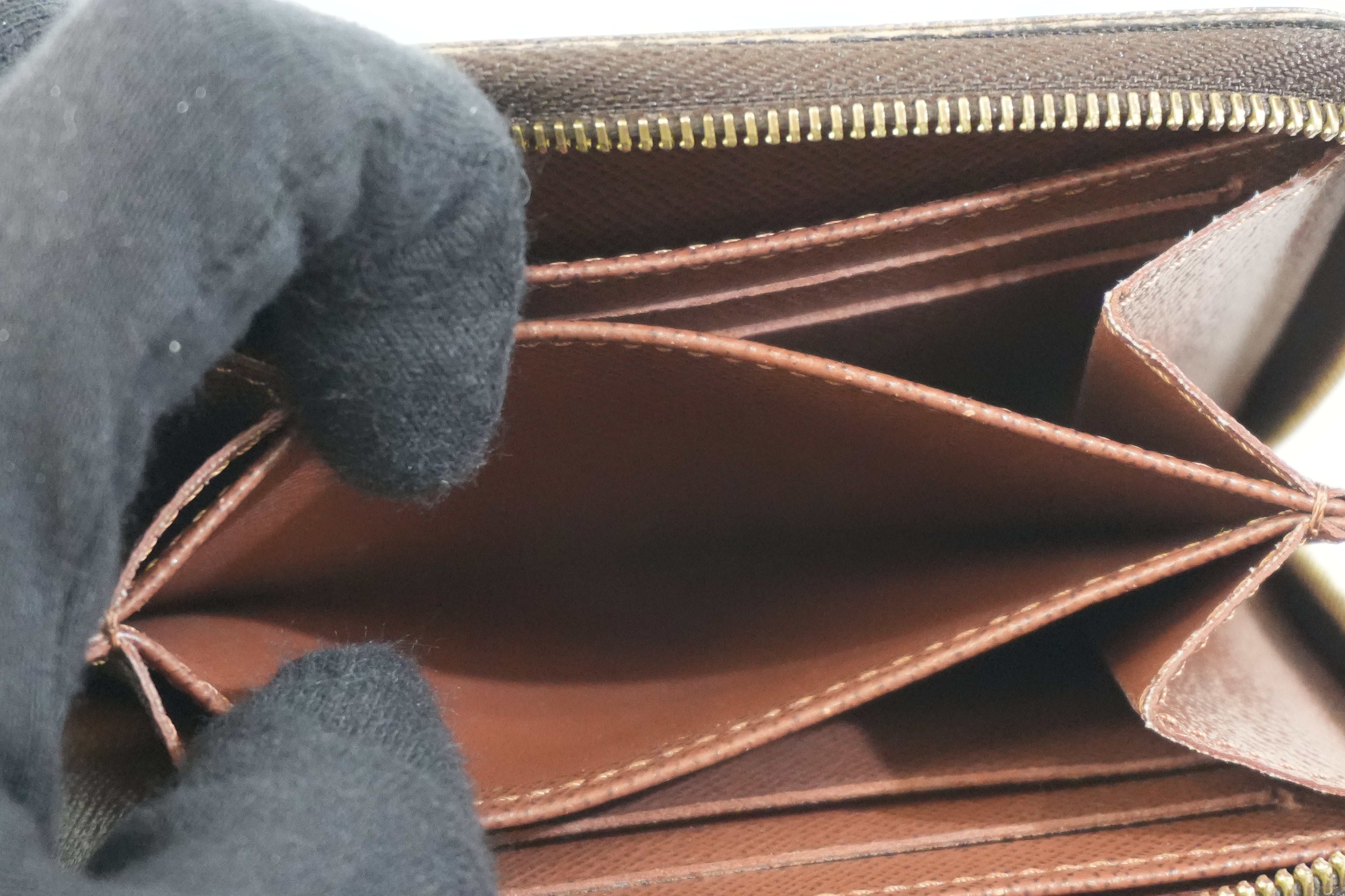 Pre-owned Louis Vuitton Monogram Zippy Card and Coin Case