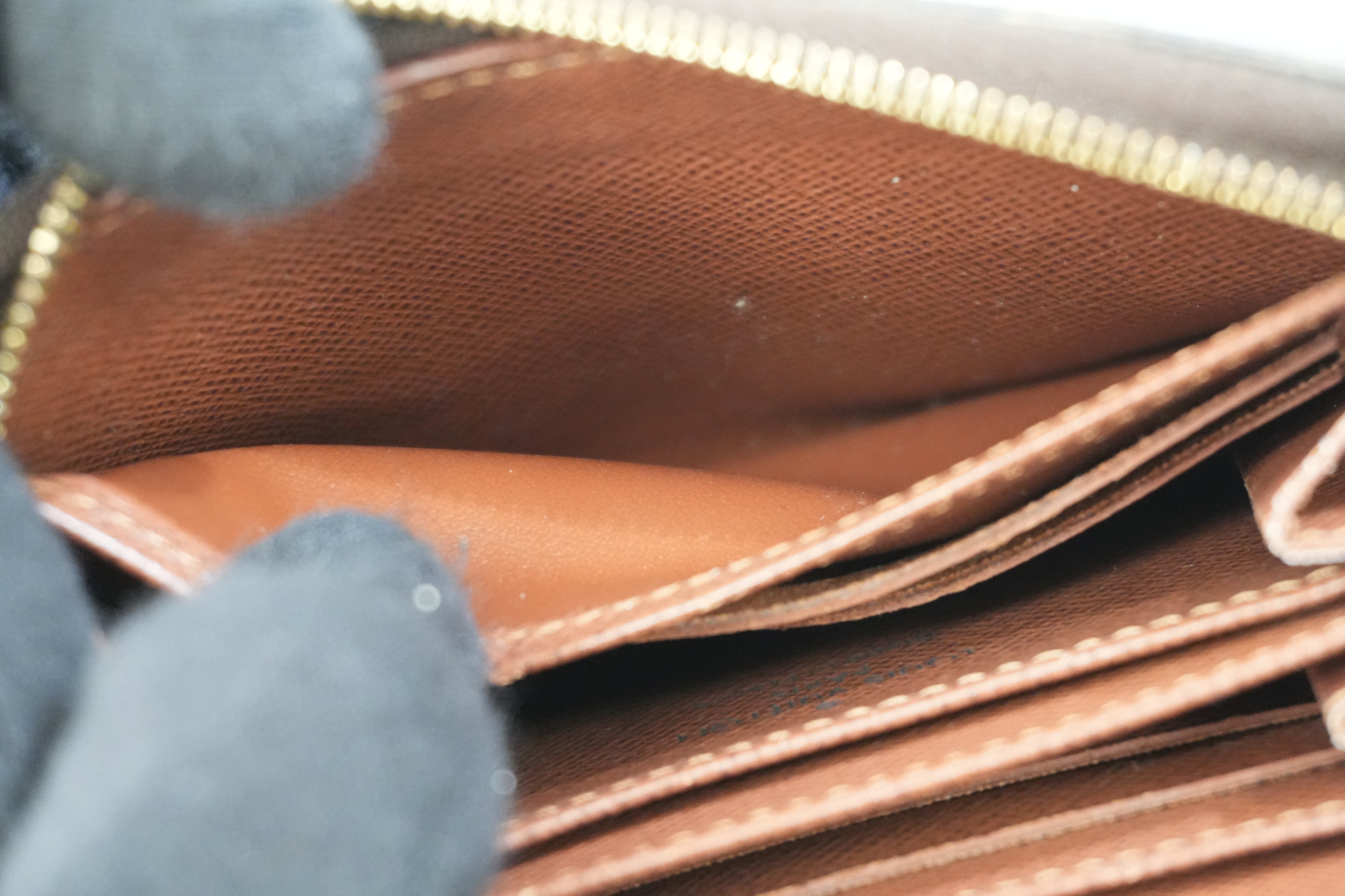 Pre-owned Louis Vuitton Monogram Zippy Card and Coin Case