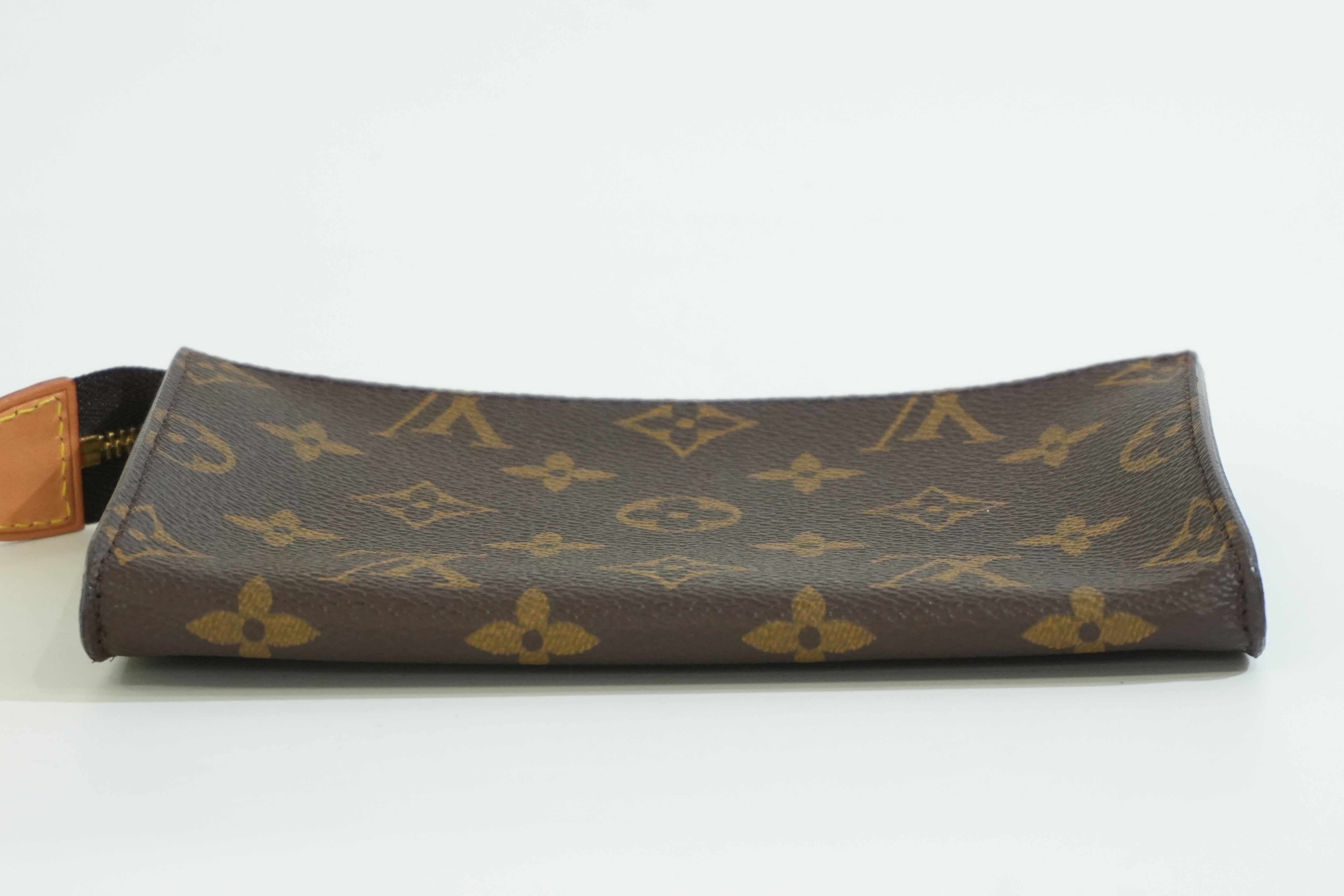 Pre-owned Louis Vuitton Monogram Pouch
