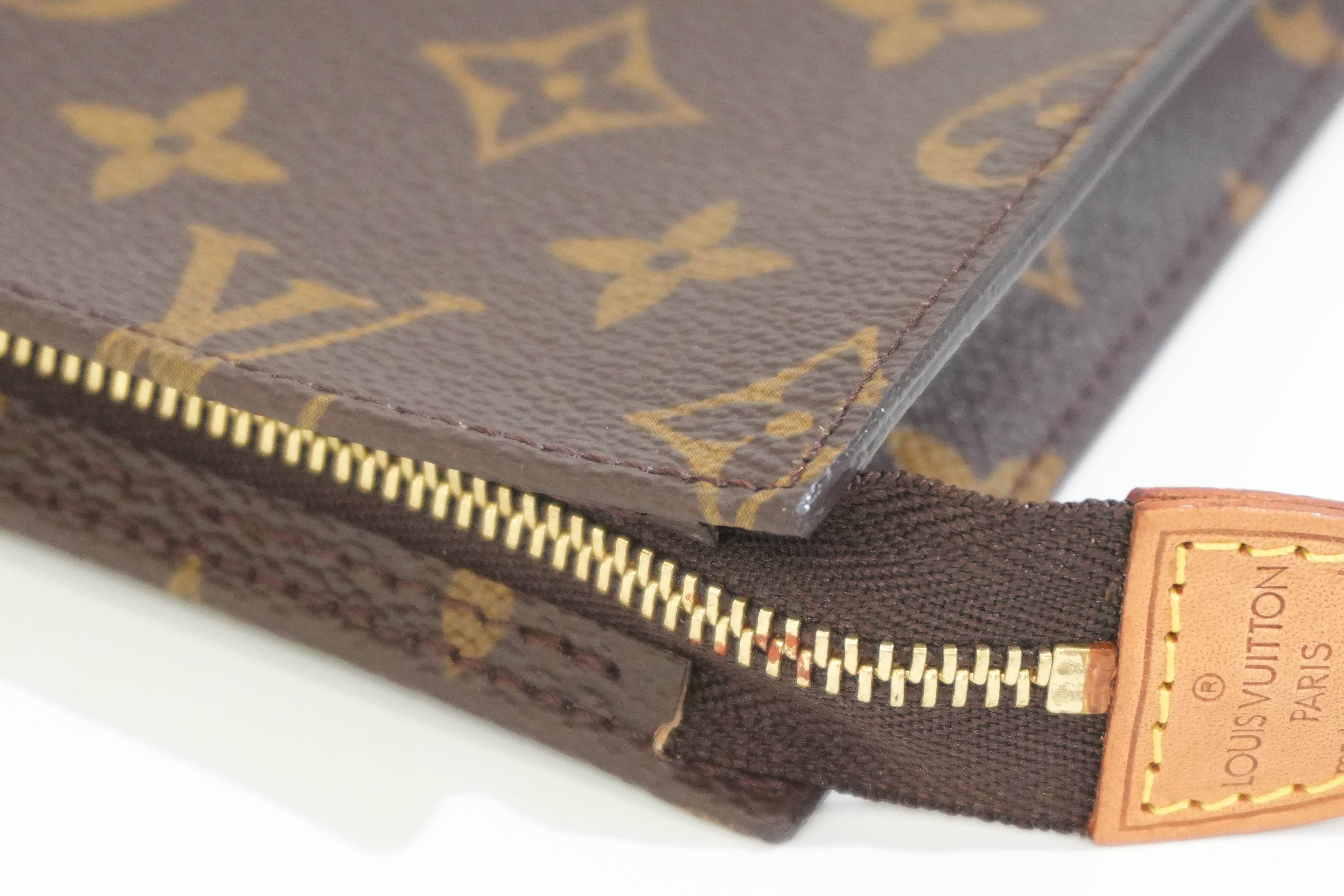 Pre-owned Louis Vuitton Monogram Pouch