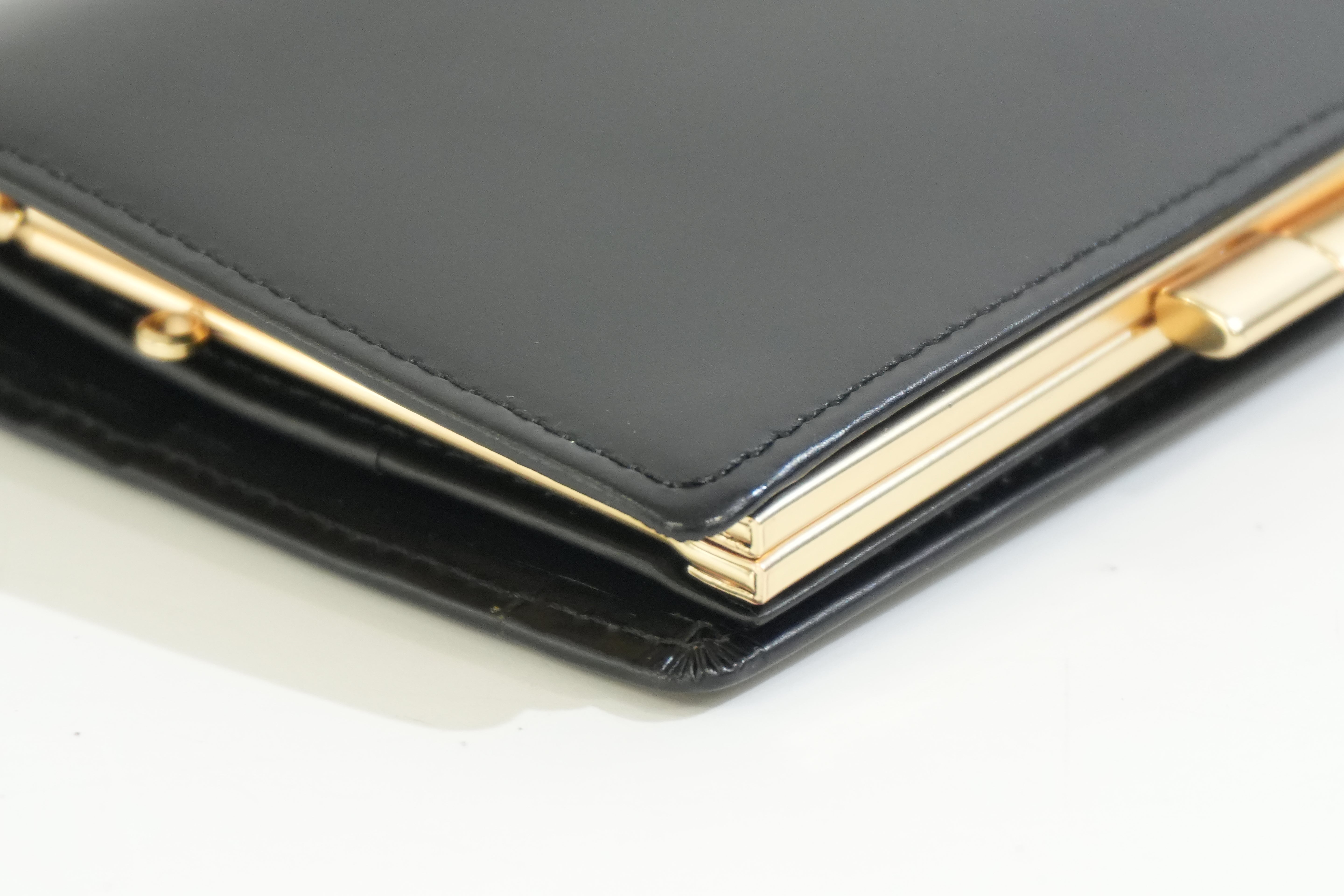 Pre-owned Burberry Compact Wallet Black