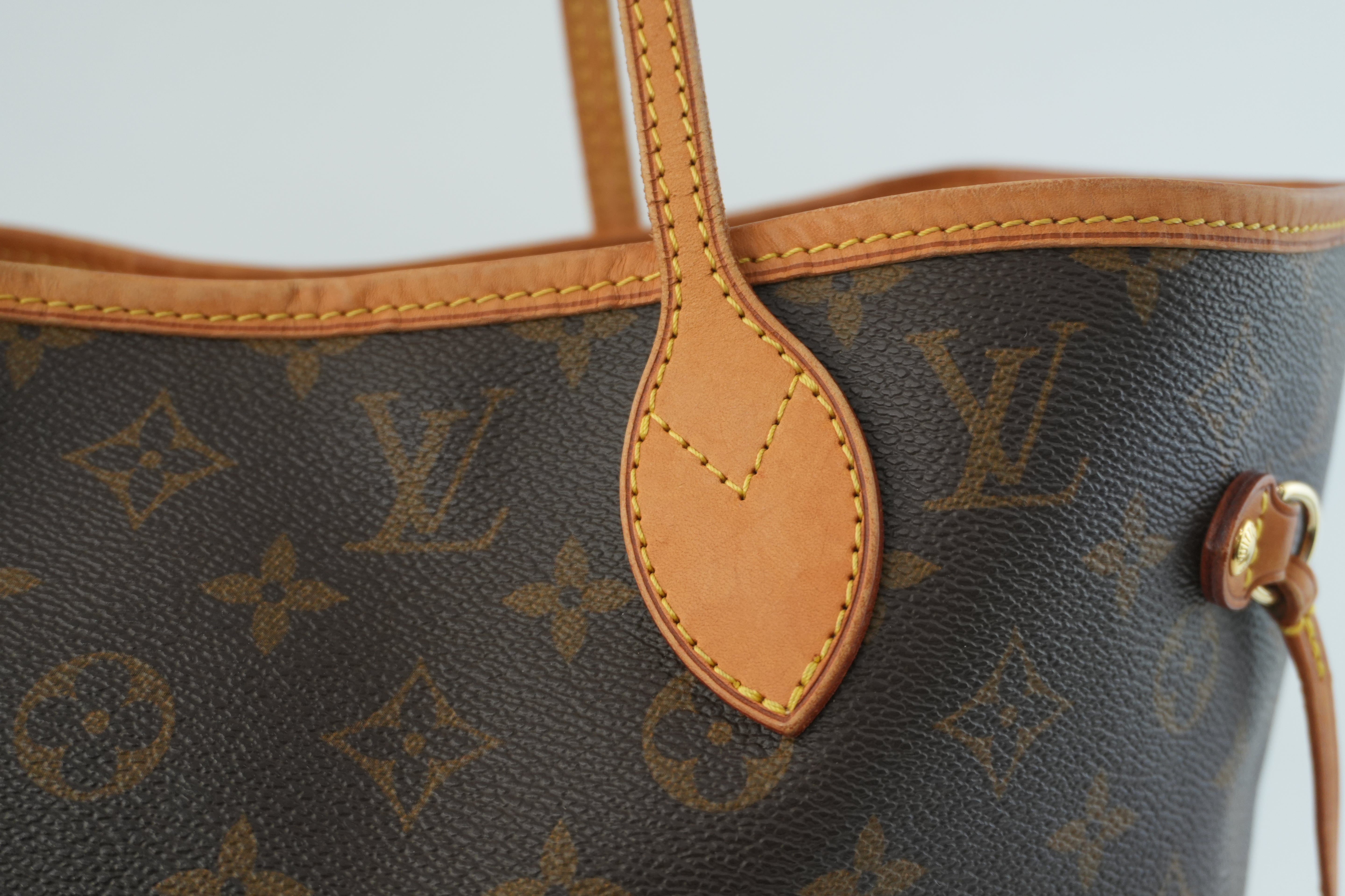 Louis Vuitton Monogram Neverfull MM Shoulder Tote Bag Used