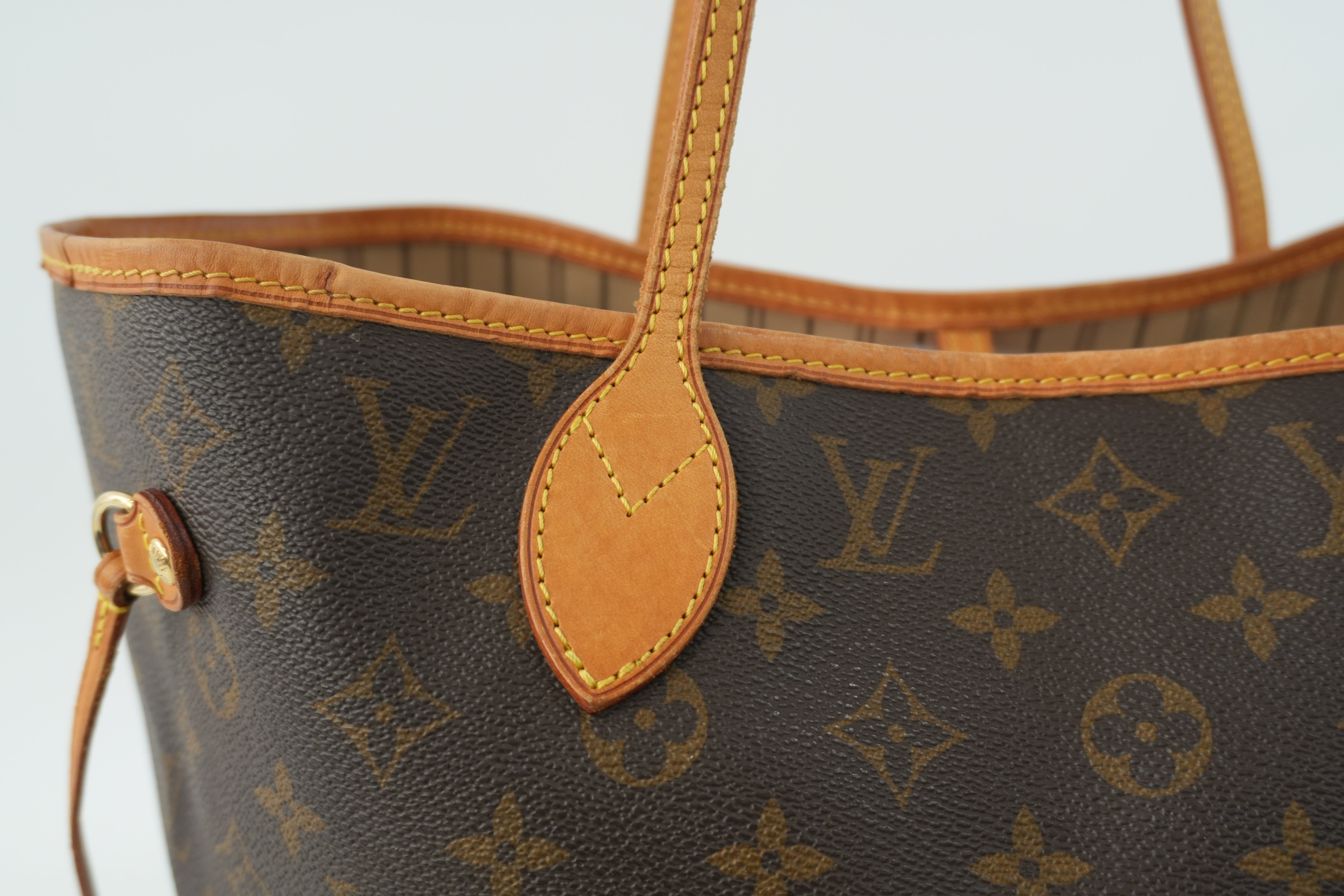 Louis Vuitton Monogram Neverfull MM Shoulder Tote Bag Used
