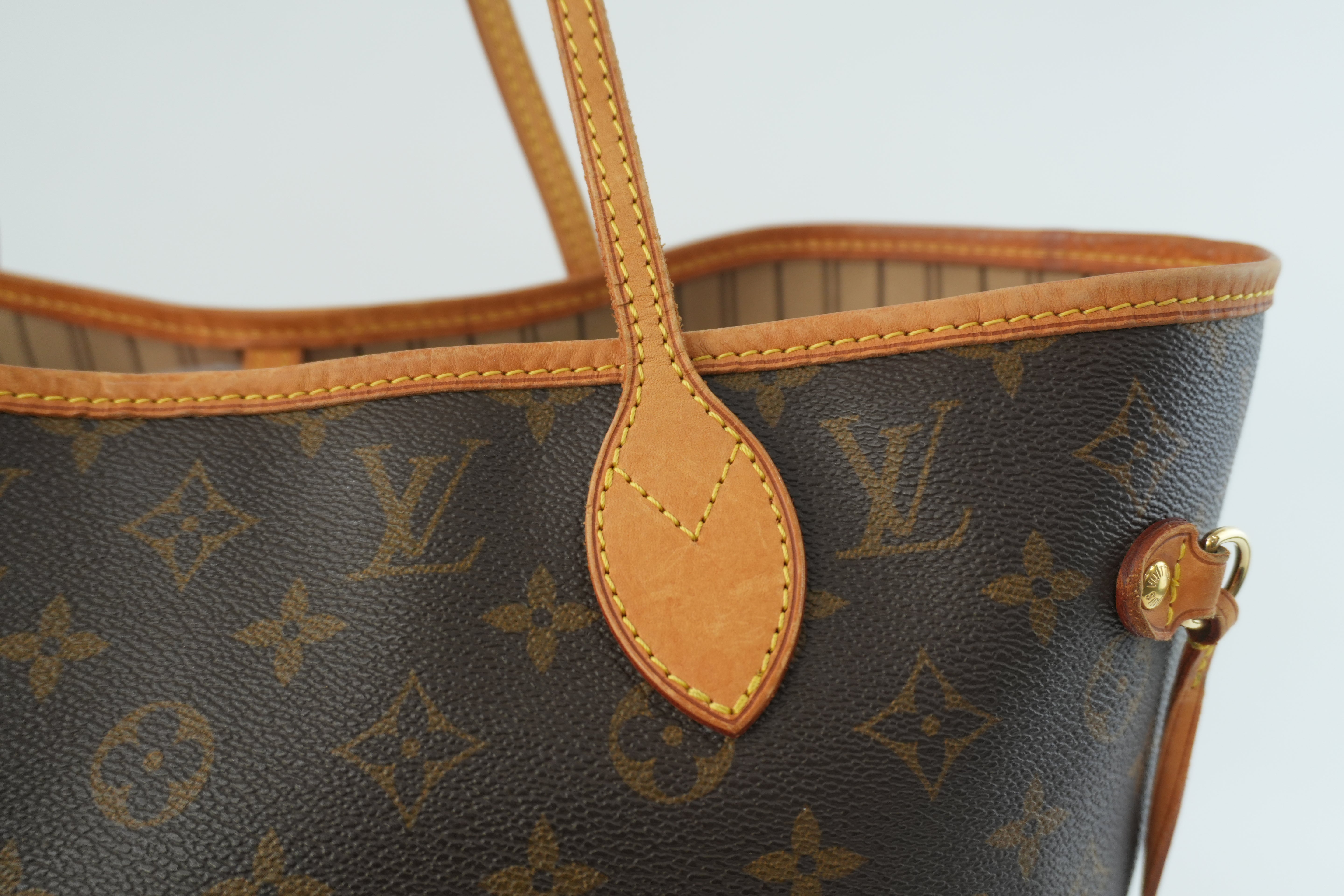 Louis Vuitton Monogram Neverfull MM Shoulder Tote Bag Used