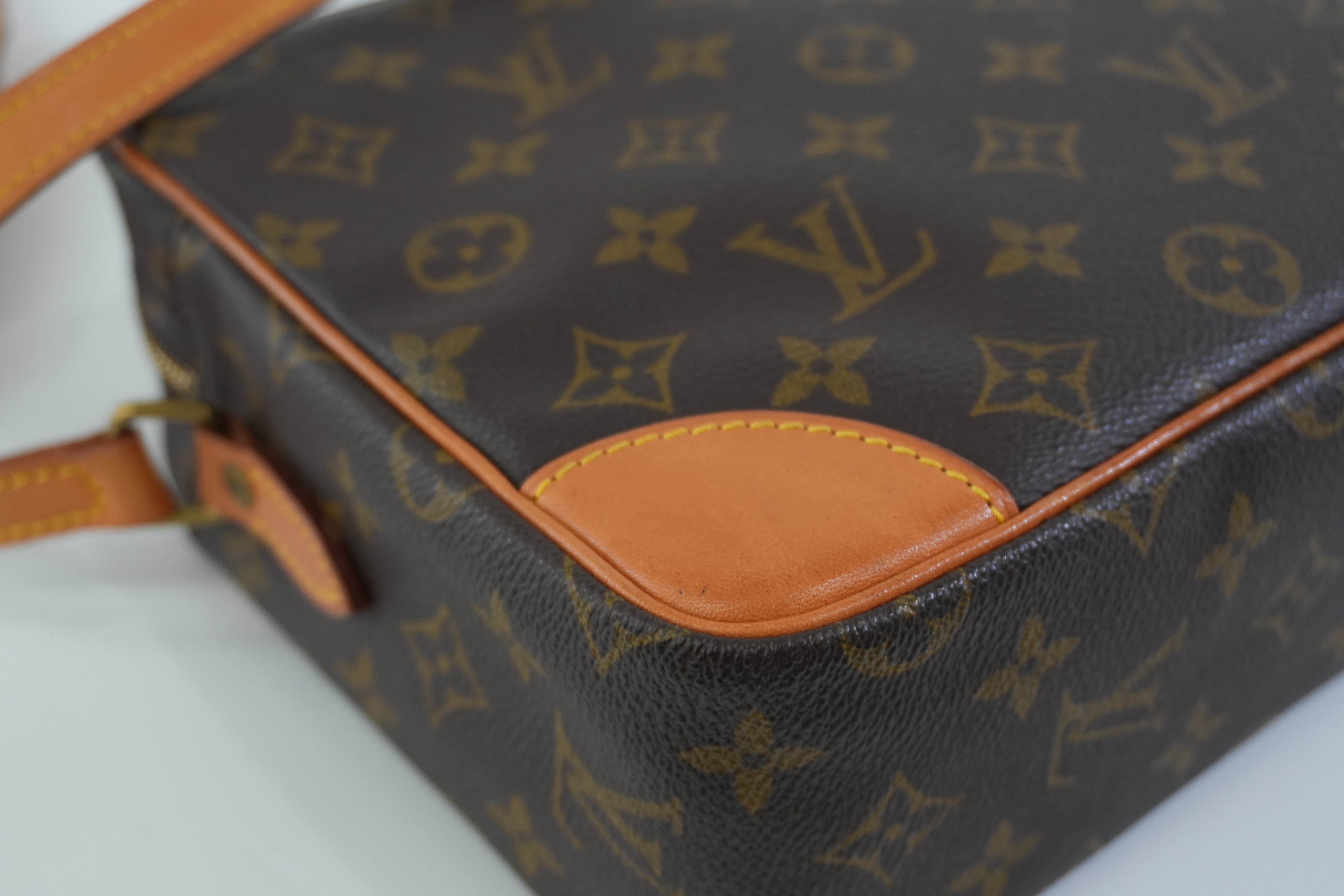 Pre-owned Louis Vuitton Monogram Trocadero GM Shoulder Bag