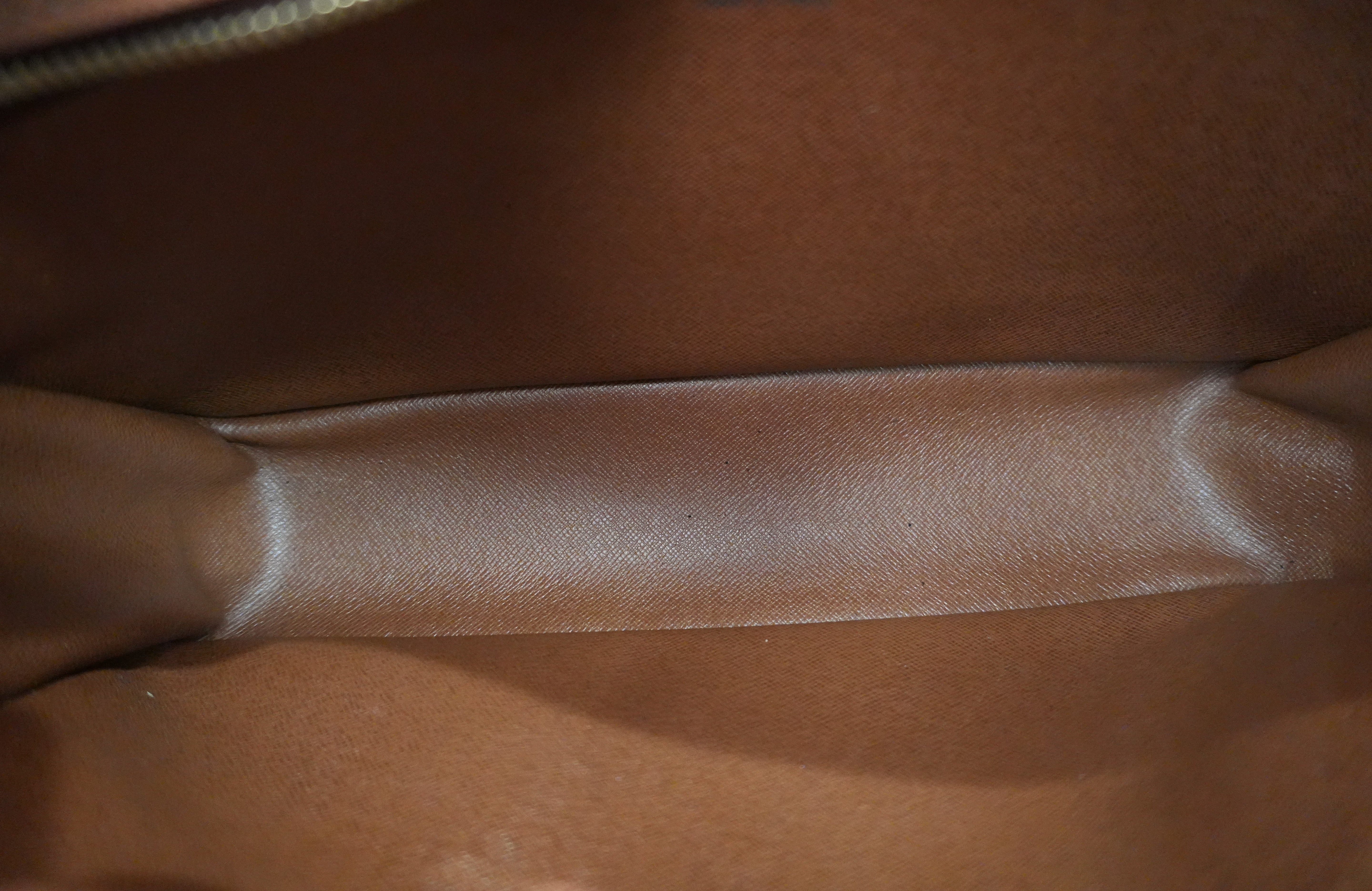 Pre-owned Louis Vuitton Monogram Trocadero GM Shoulder Bag