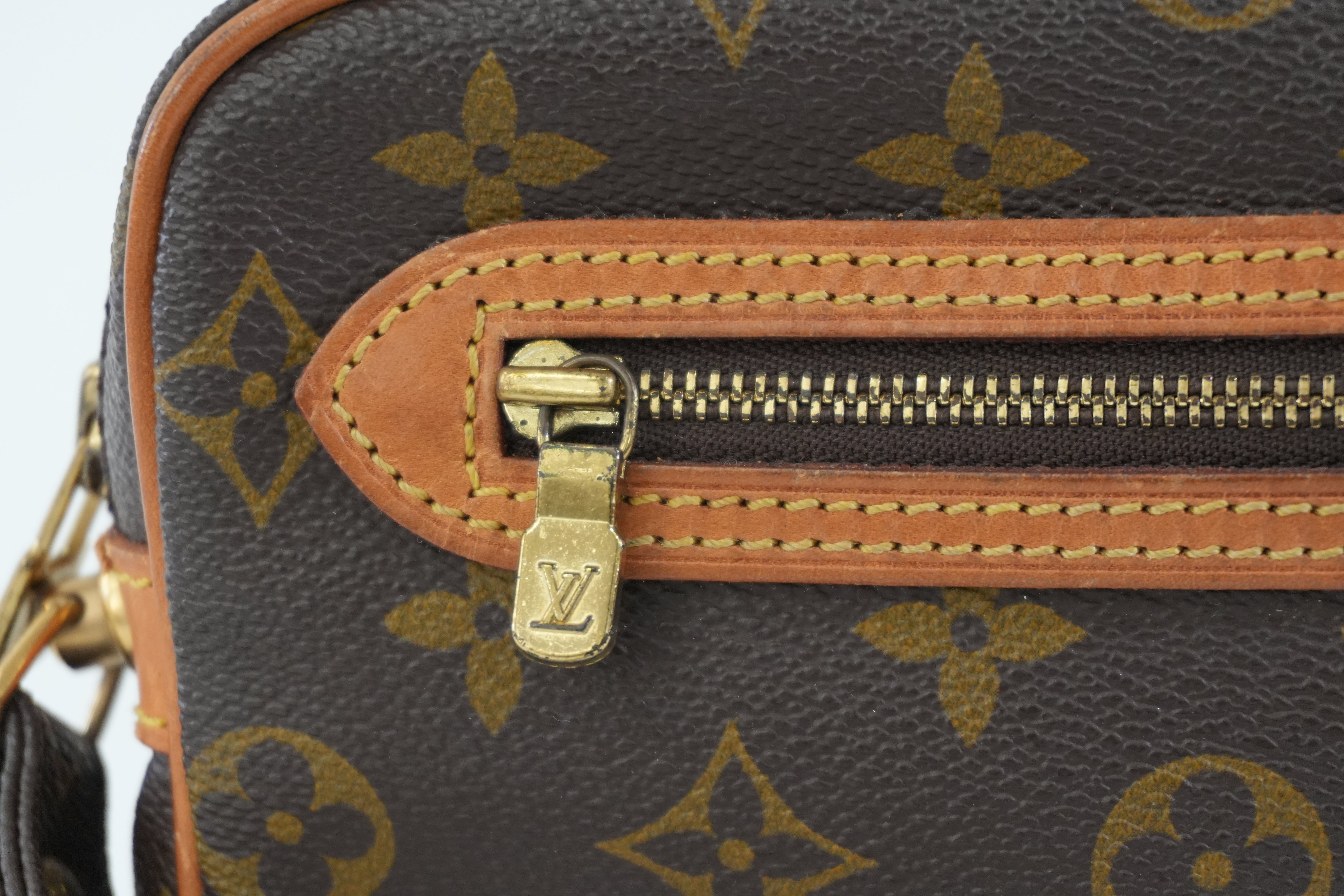 Pre-owned Louis Vuitton Monogram Dragonne GM Clutch Bag