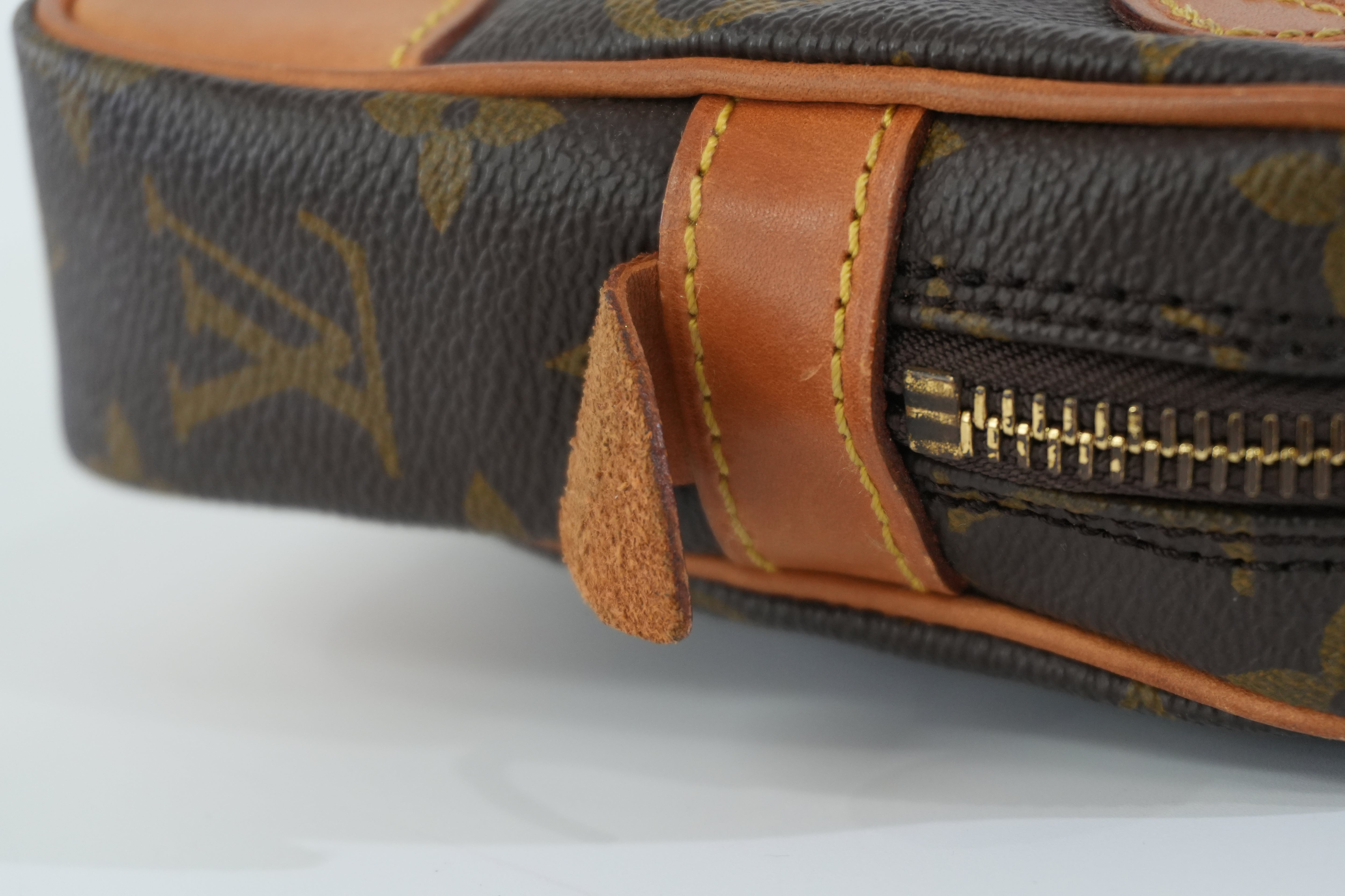 Pre-owned Louis Vuitton Monogram Dragonne GM Clutch Bag