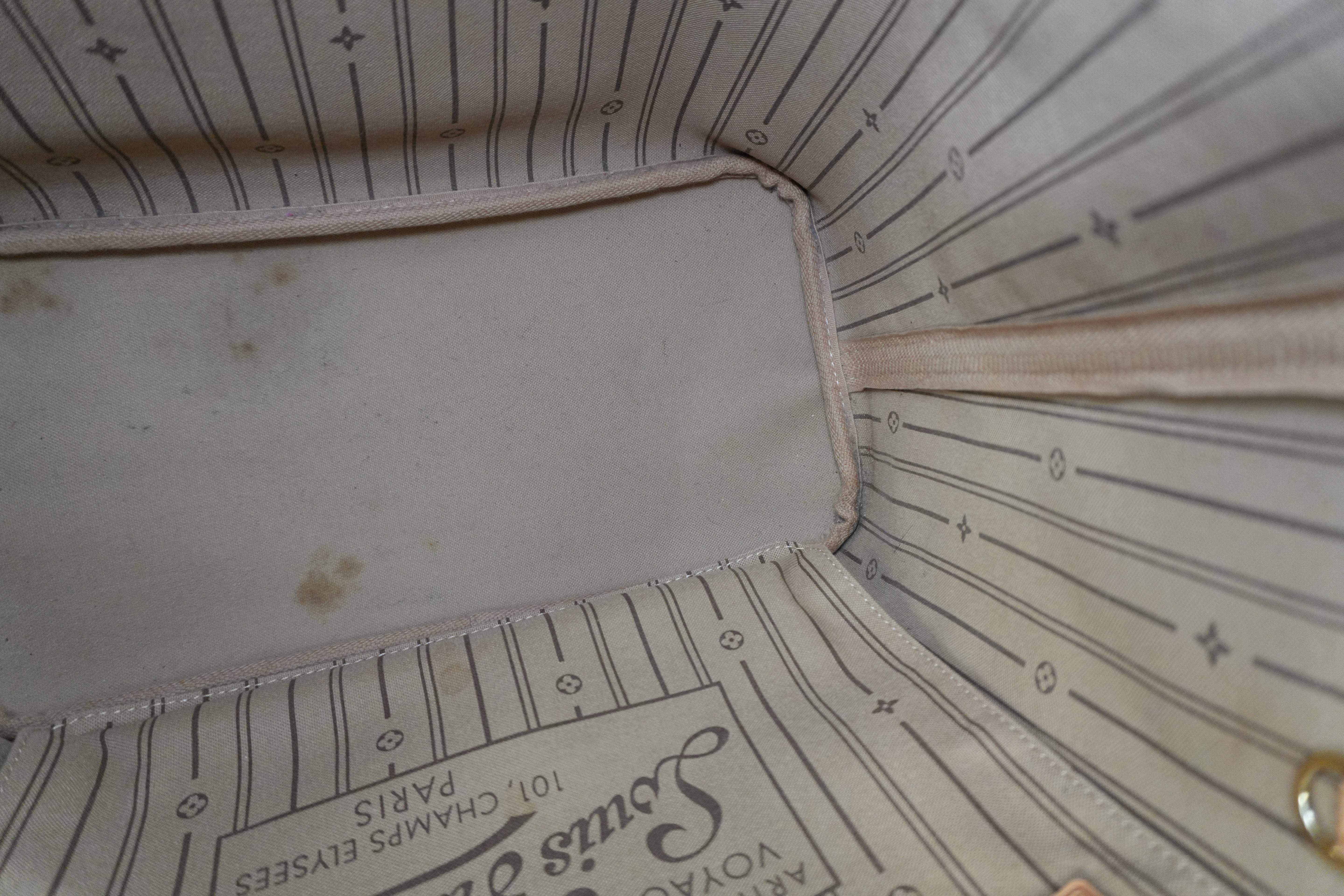 Louis Vuitton Monogram Neverfull MM Shoulder Tote Bag Used