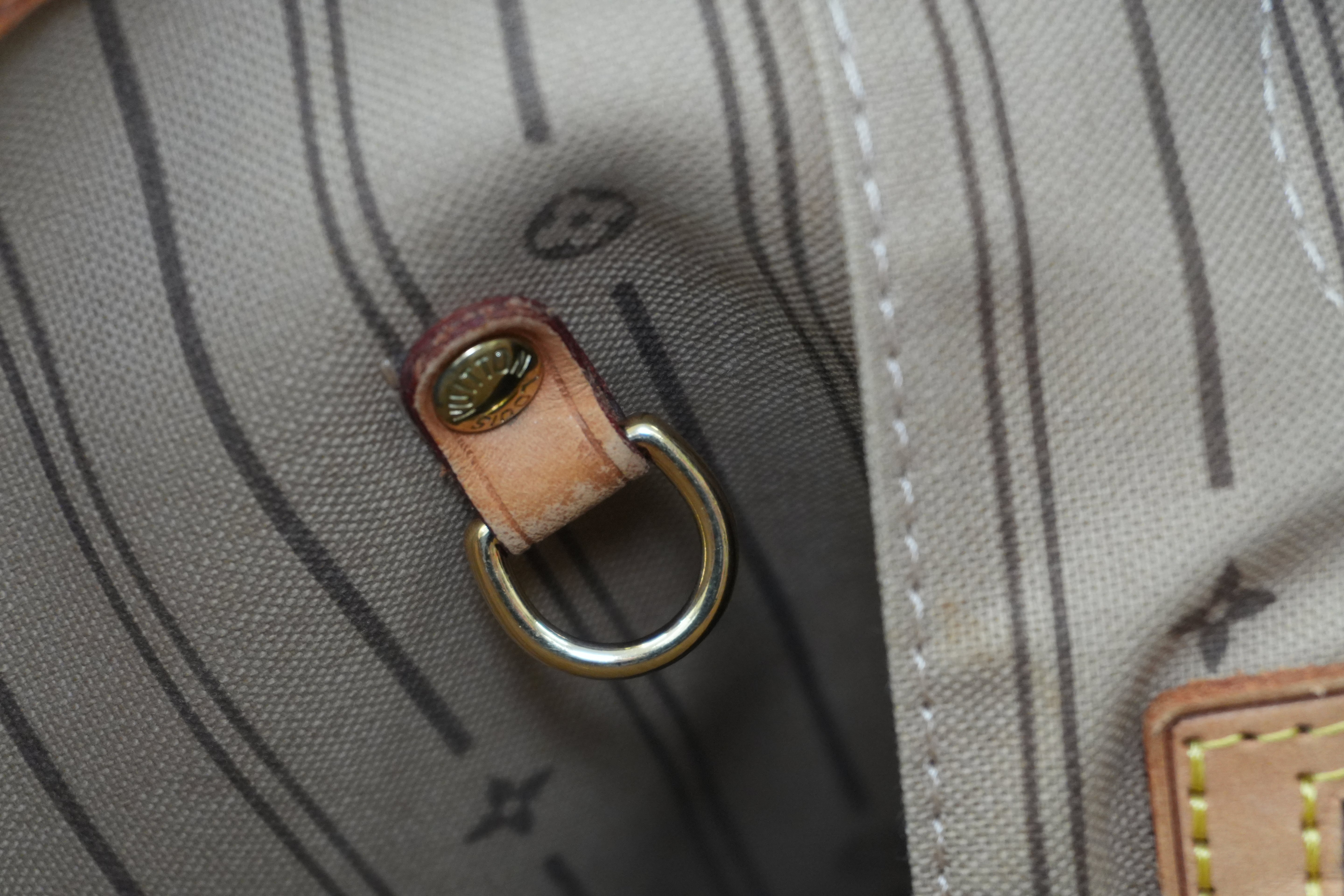 Louis Vuitton Monogram Neverfull MM Shoulder Tote Bag Used