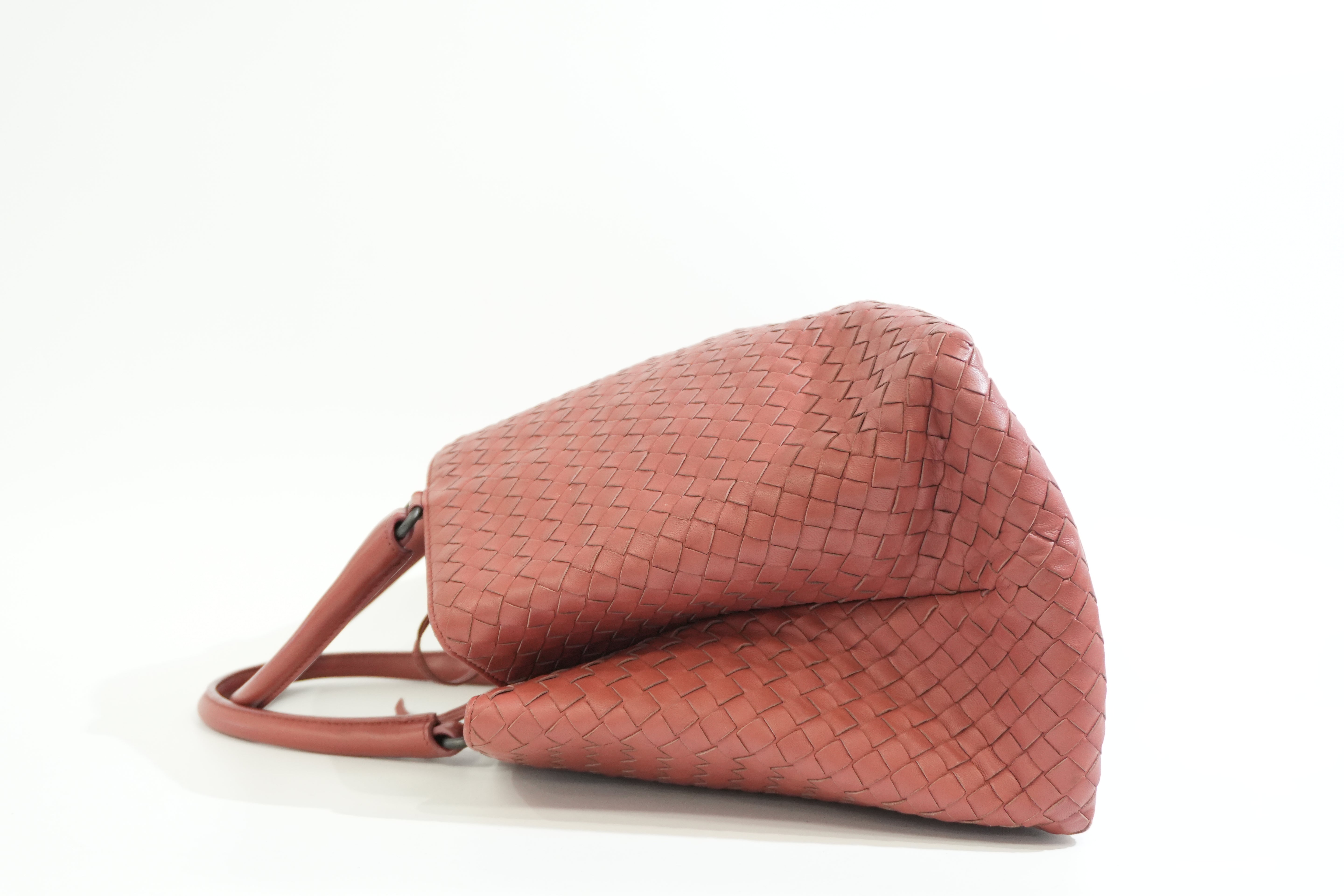 Pre-owned Bottega Intreciatto Shoulder Bag Pink