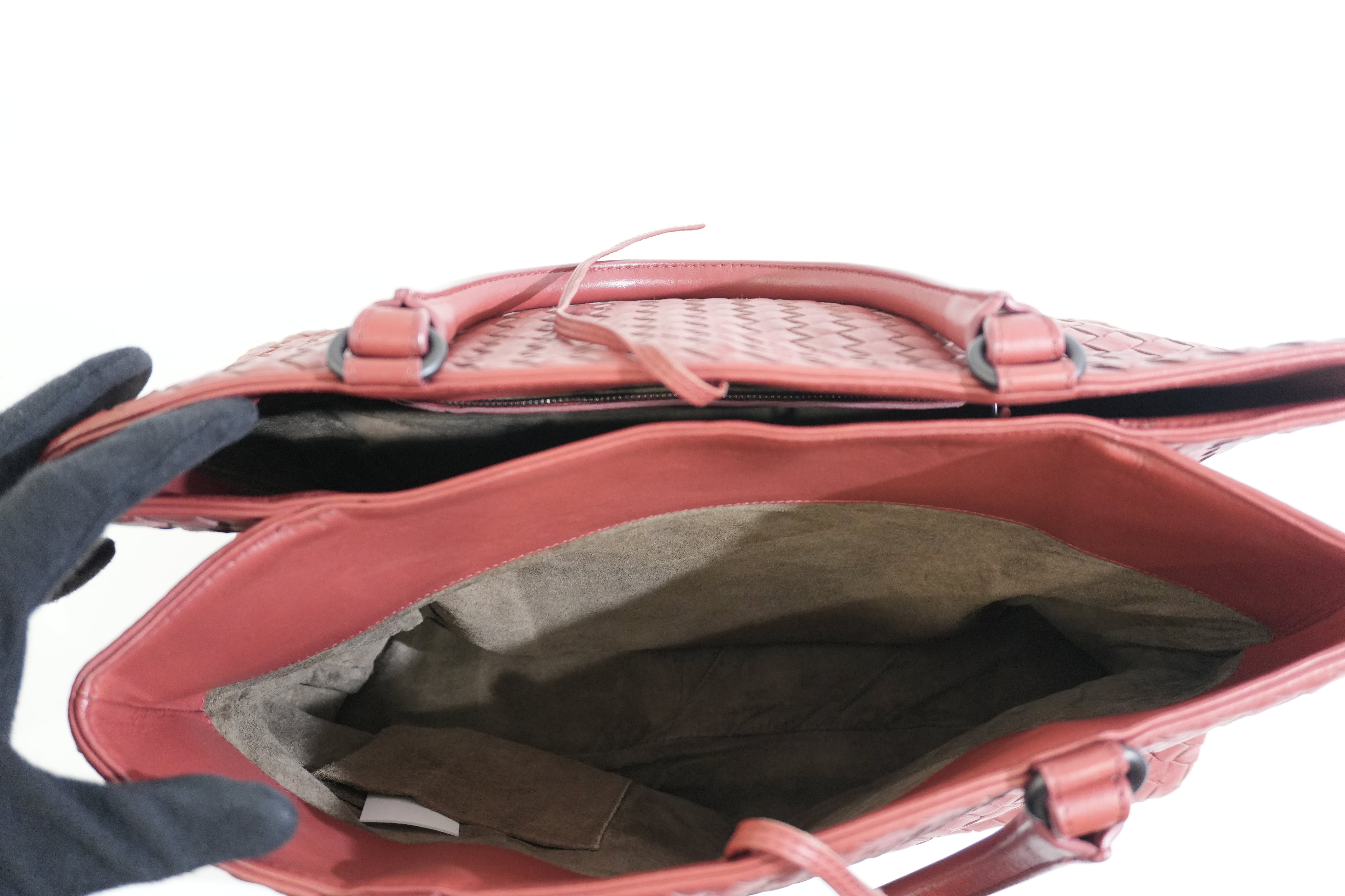 Pre-owned Bottega Intreciatto Shoulder Bag Pink