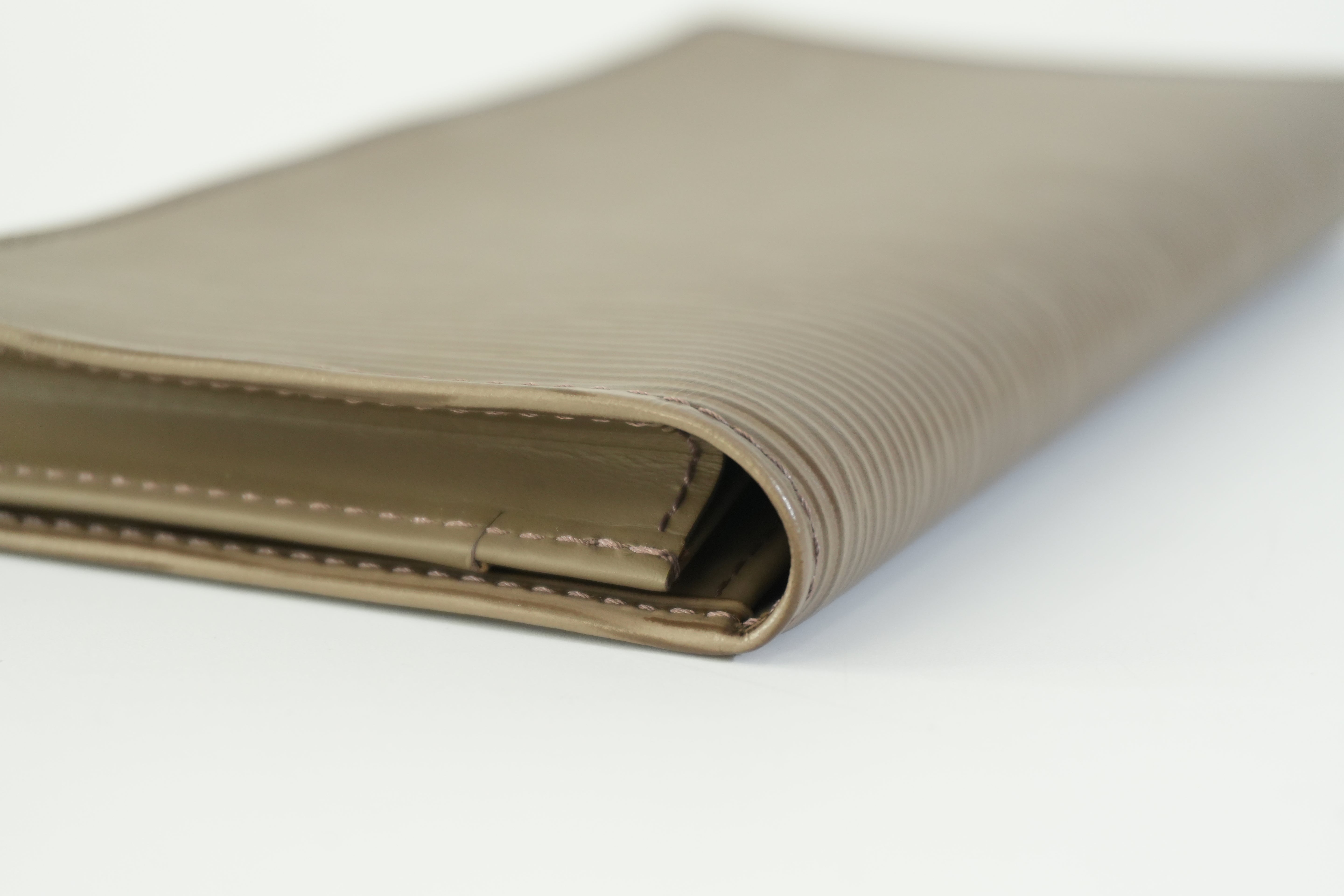 Pre-owned Louis Vuitton Epi Long Wallet Brown