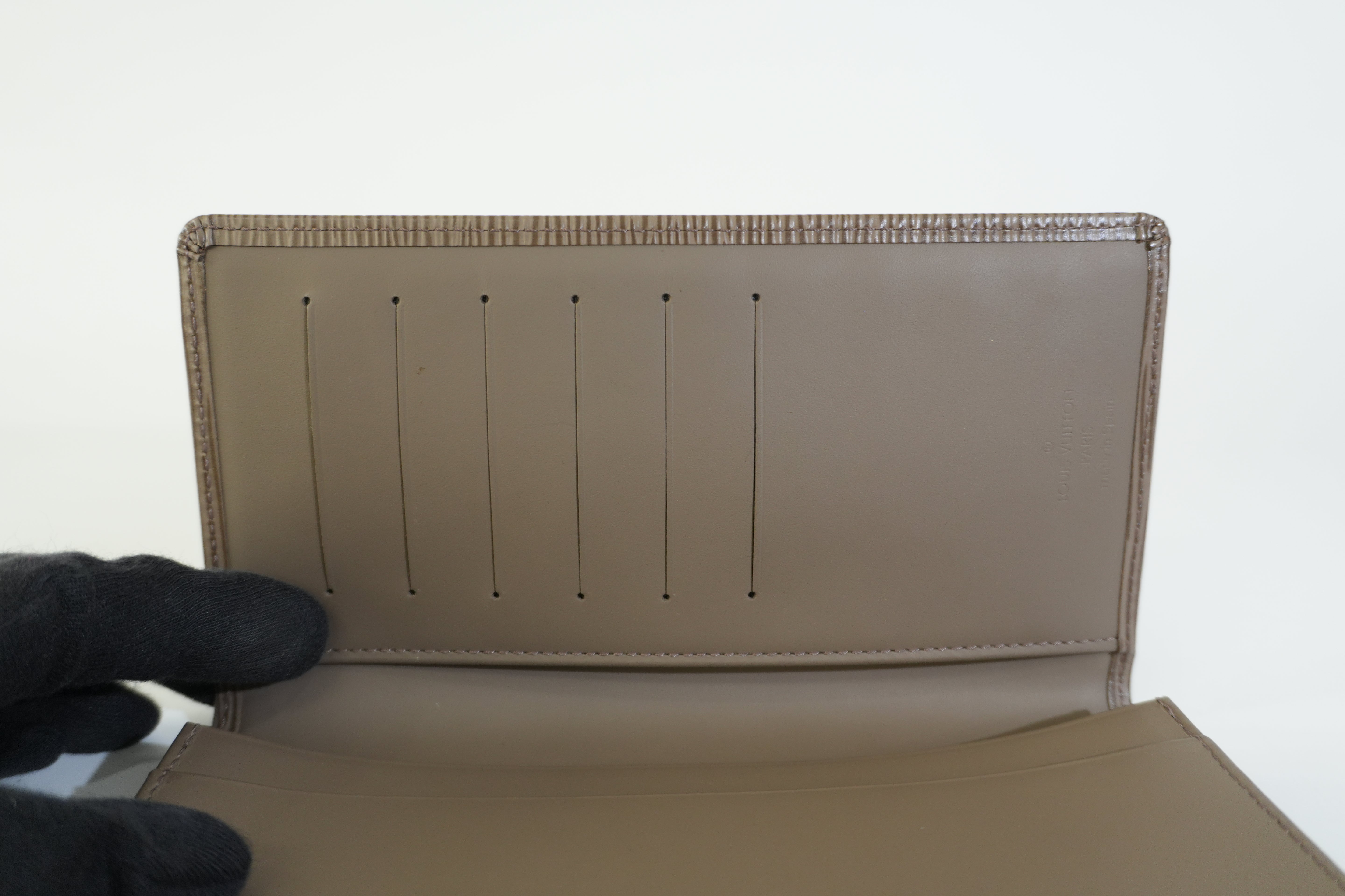 Pre-owned Louis Vuitton Epi Long Wallet Brown