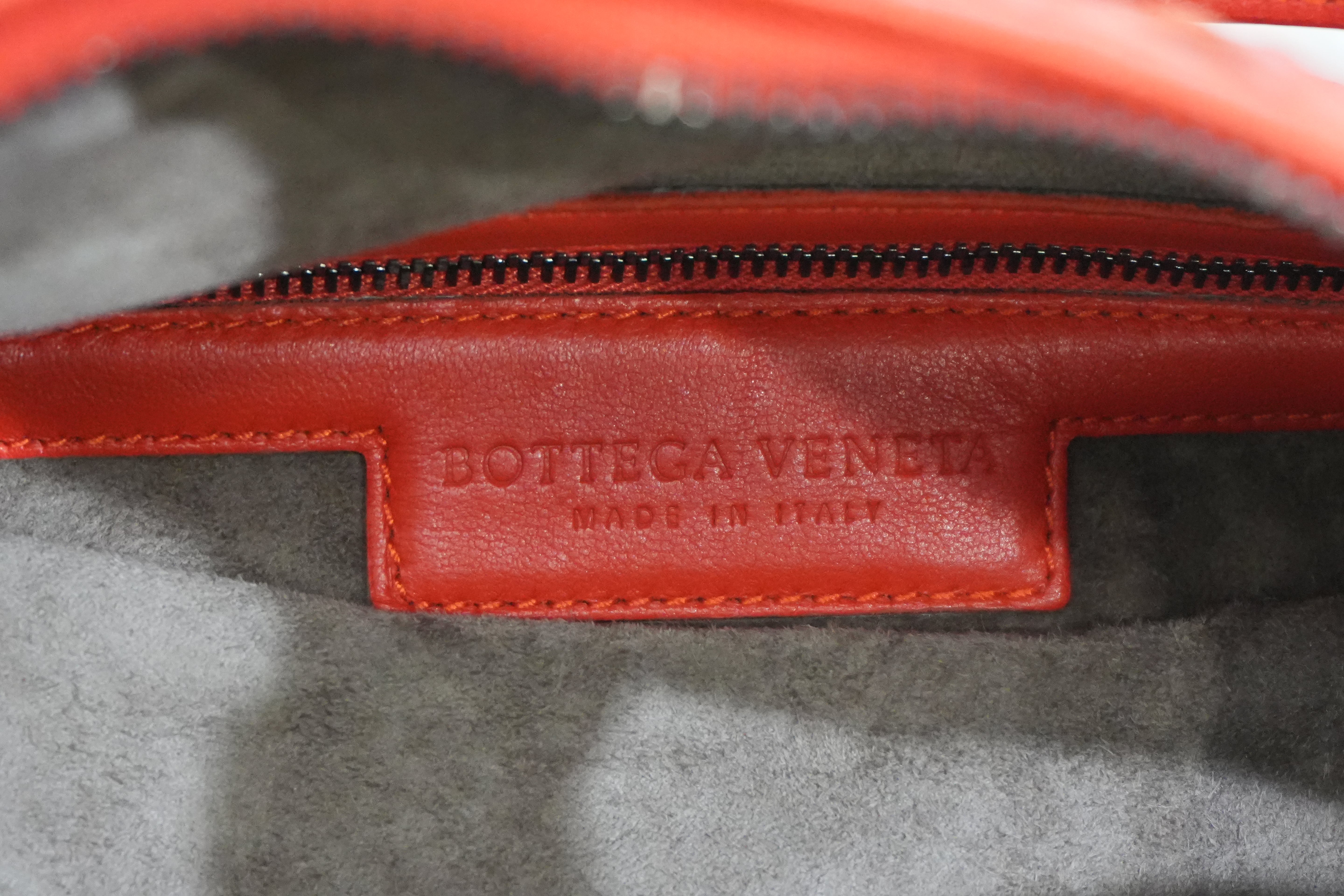 Per-owned Bottega Intreciatto Shoulder Bag Orange