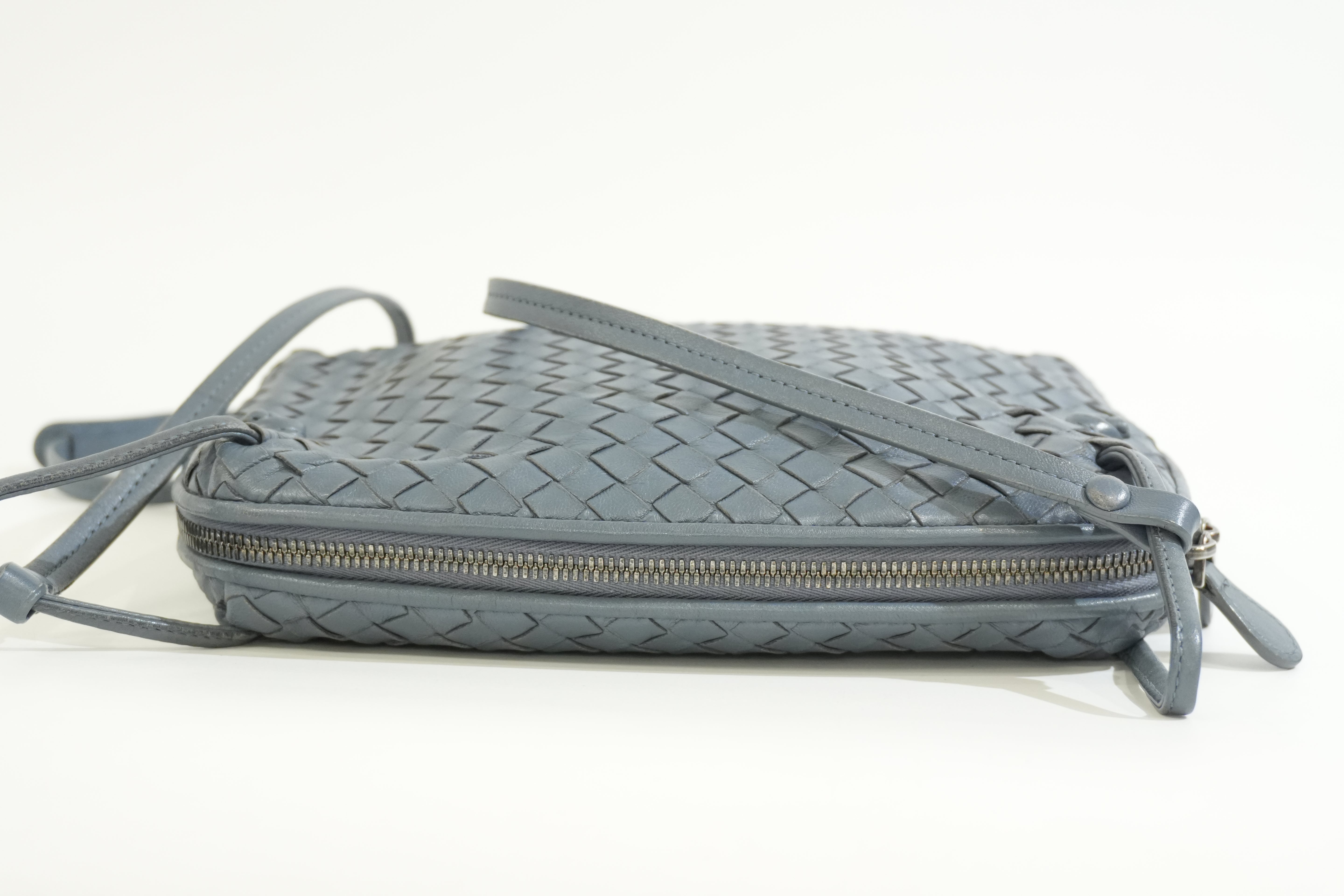 Pre-owned Bottega Intreciatto Small Crossbody Bag Blue