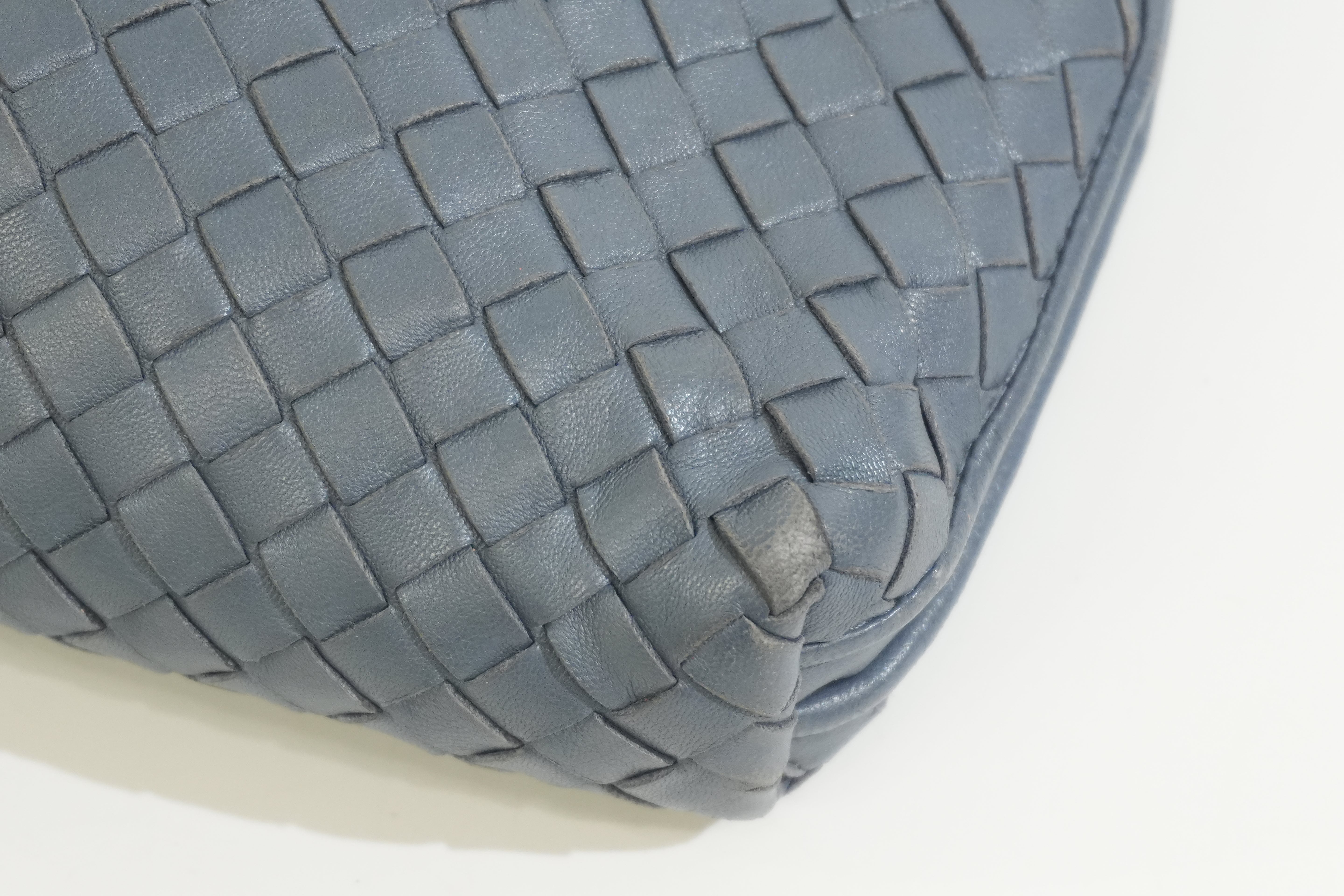 Pre-owned Bottega Intreciatto Small Crossbody Bag Blue