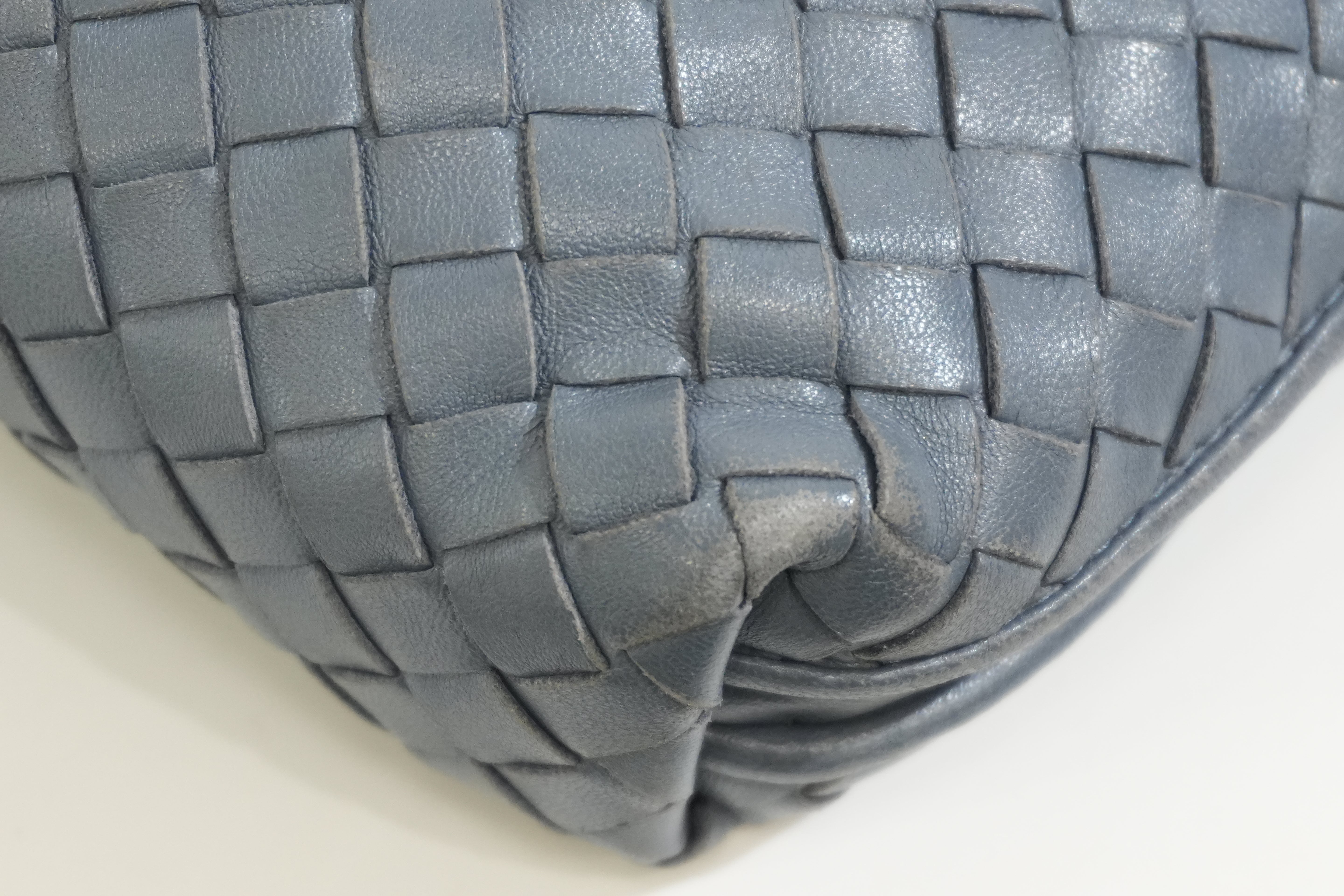 Pre-owned Bottega Intreciatto Small Crossbody Bag Blue
