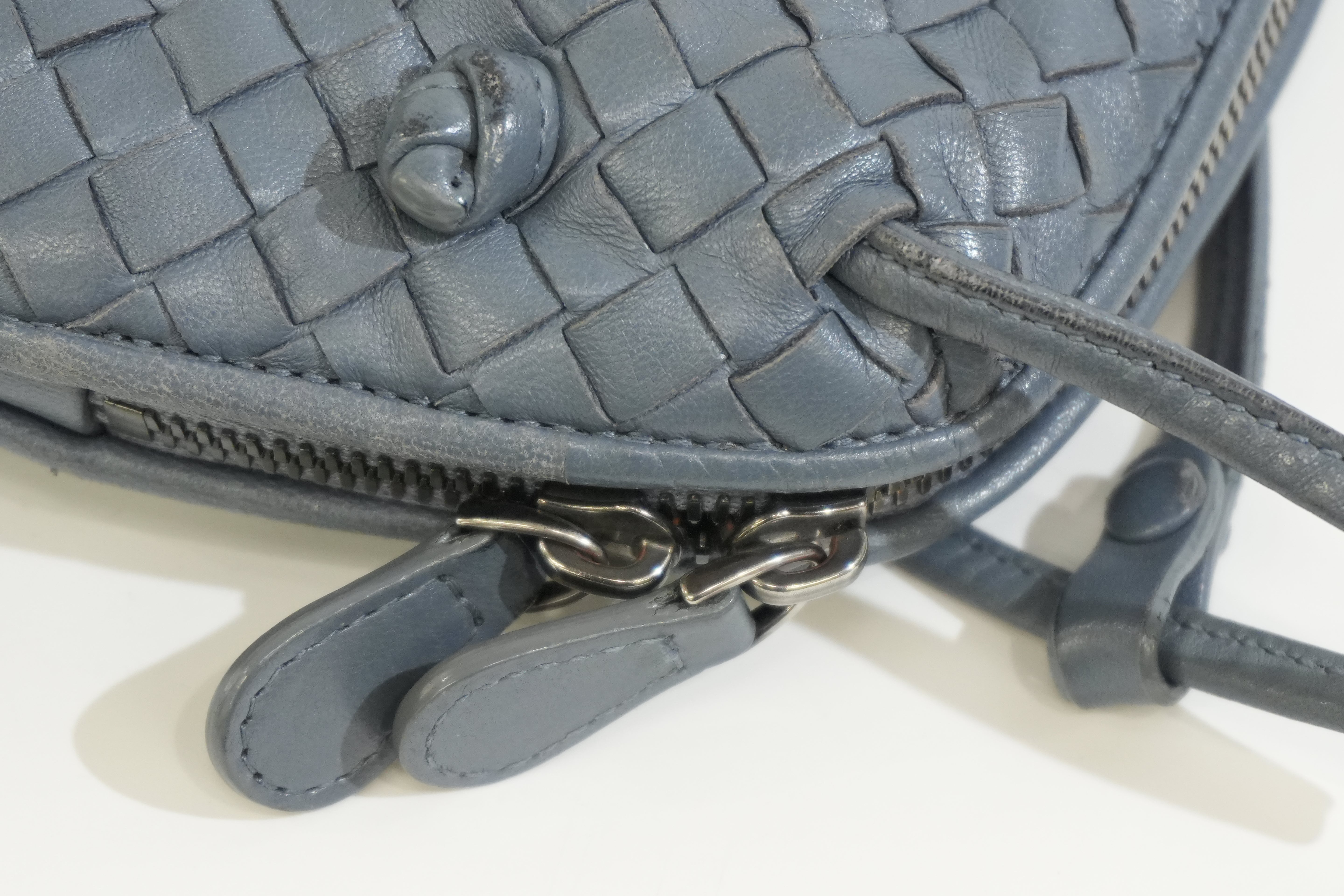 Pre-owned Bottega Intreciatto Small Crossbody Bag Blue
