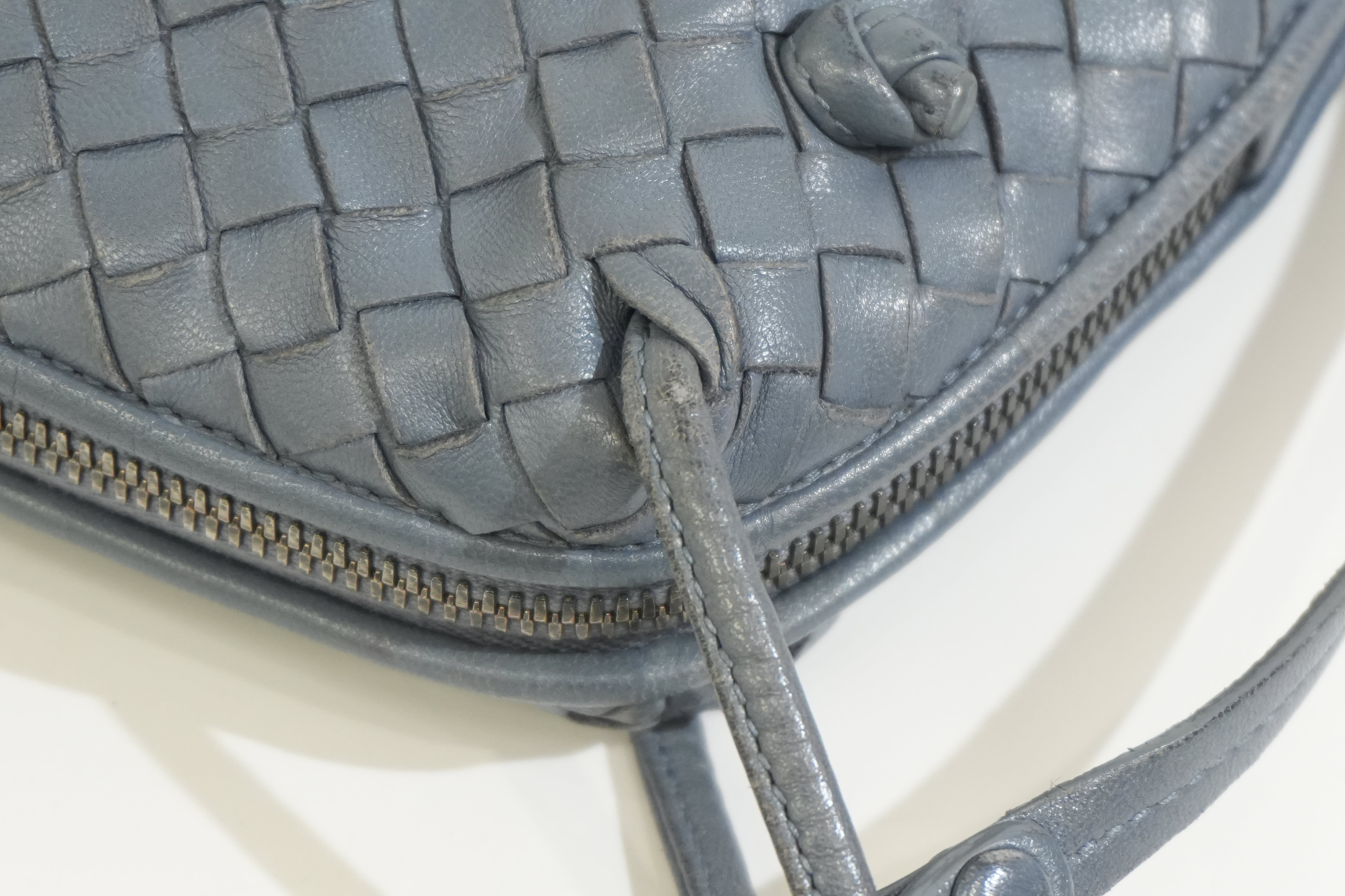 Pre-owned Bottega Intreciatto Small Crossbody Bag Blue