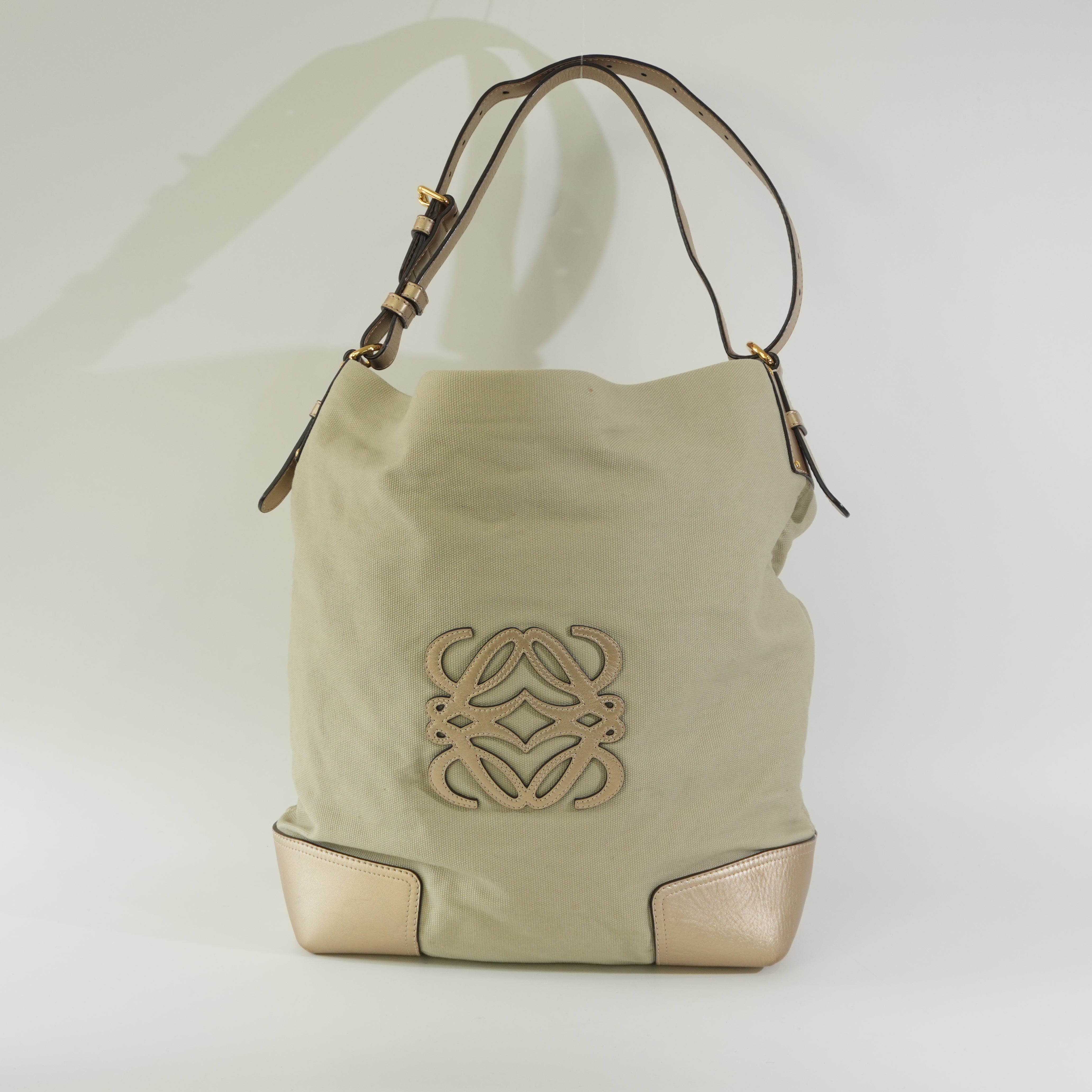 Pre-owned Loewe Analog Metallic Tote Bag Gold
