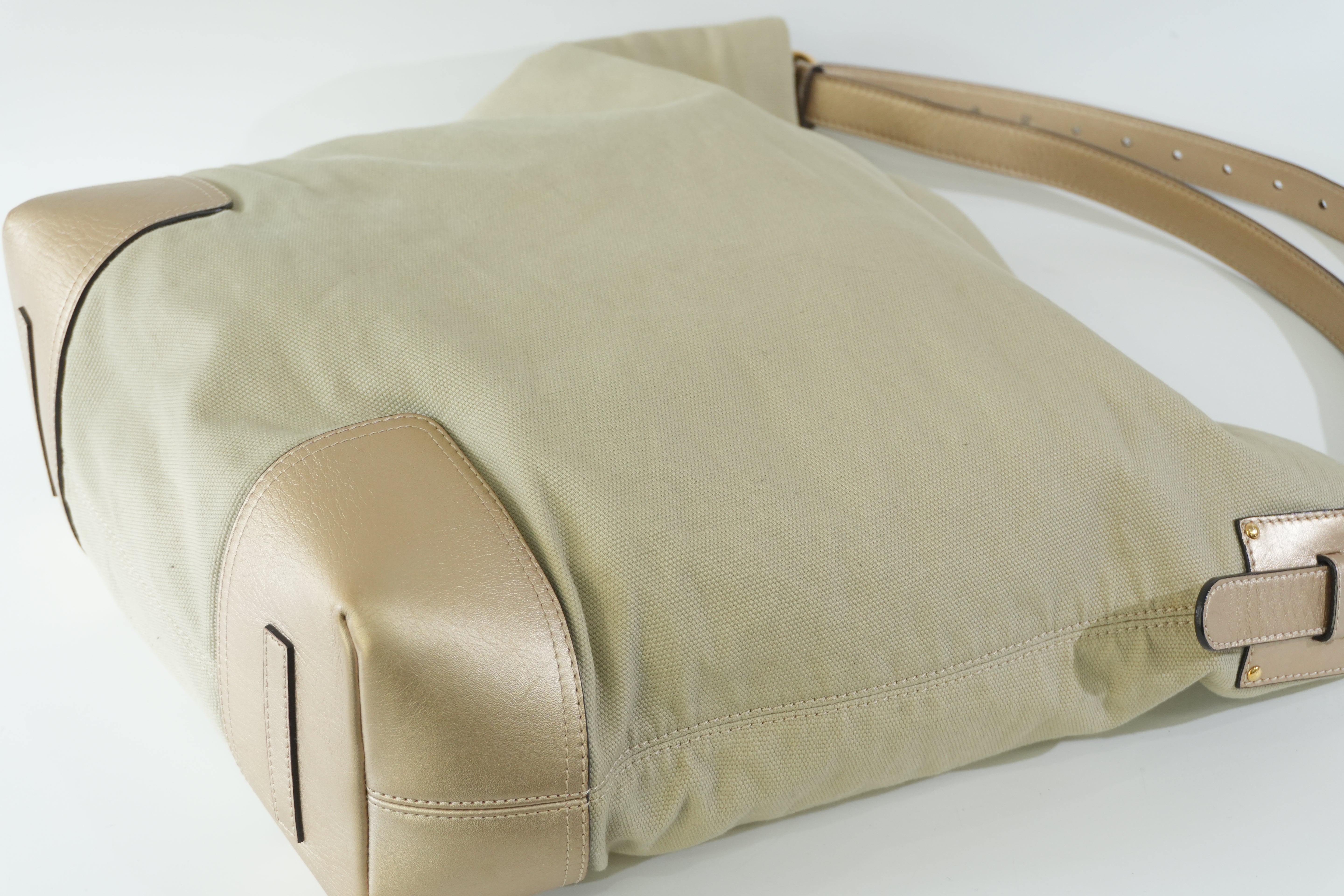 Pre-owned Loewe Analog Metallic Tote Bag Gold