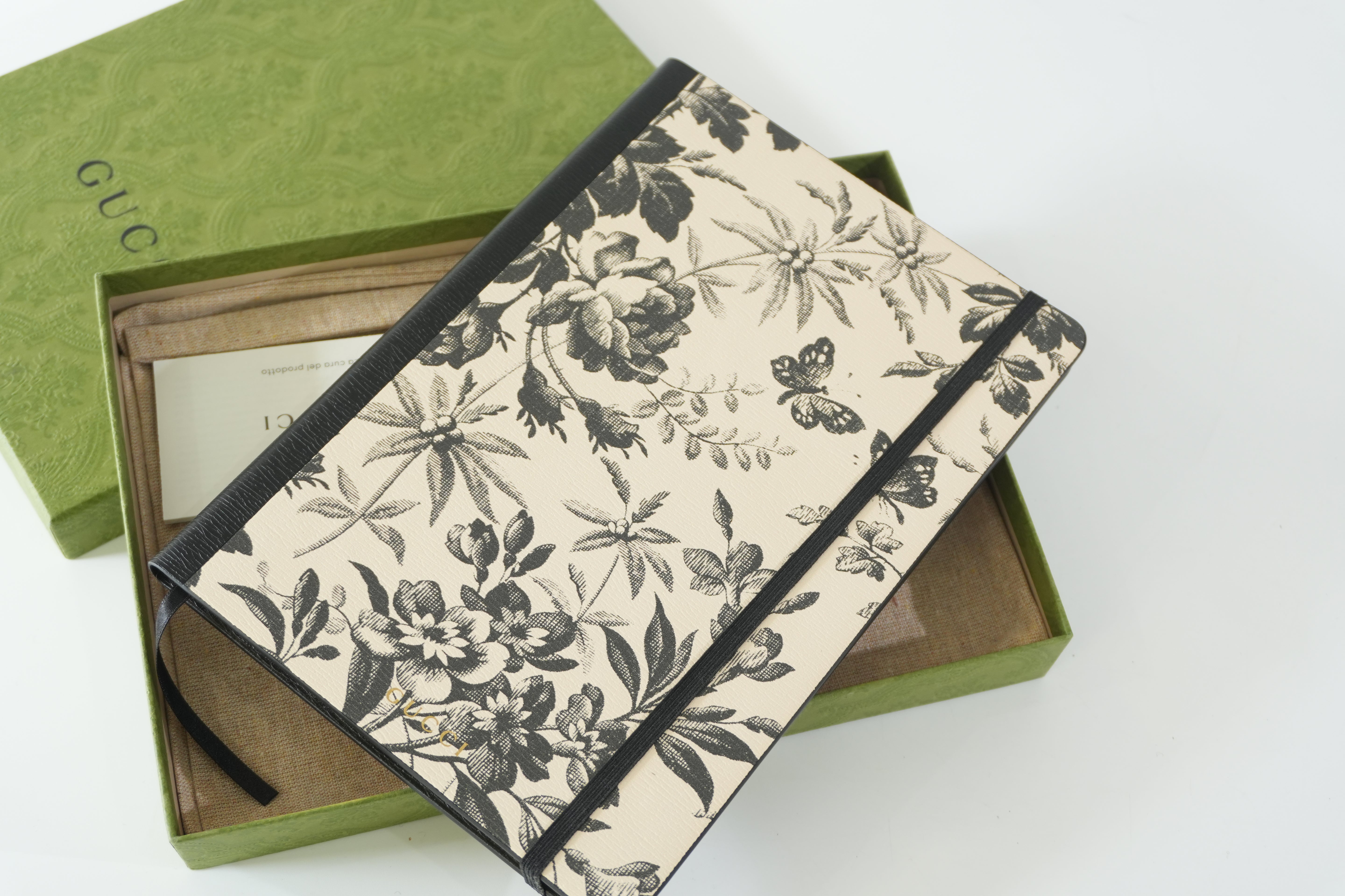 Pre-owned Gucci Notebook Floral Black
